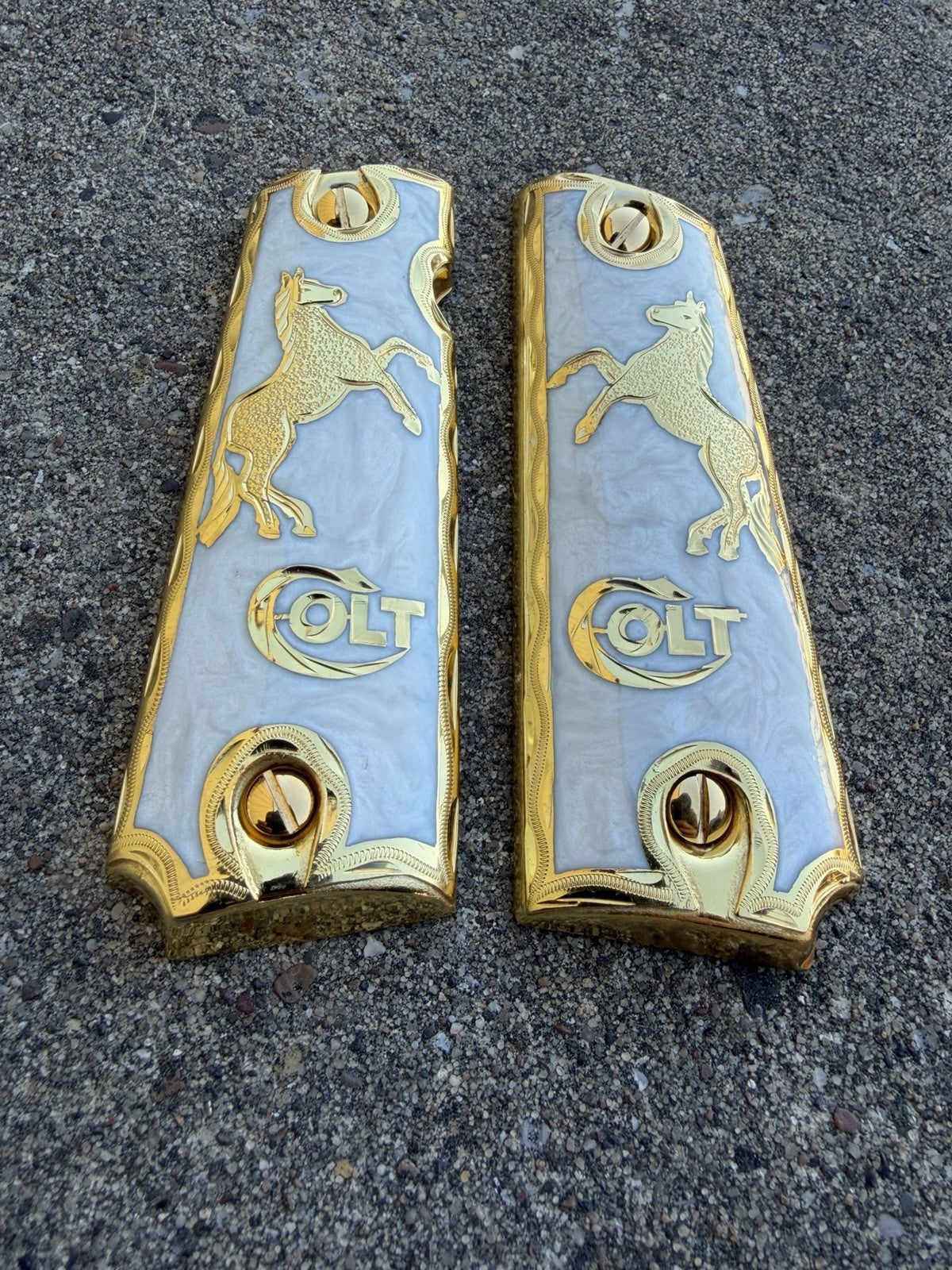 1911 45 38 Super Full Size Horse Gold Gun Pistol Grip Cachas & 24K Screws