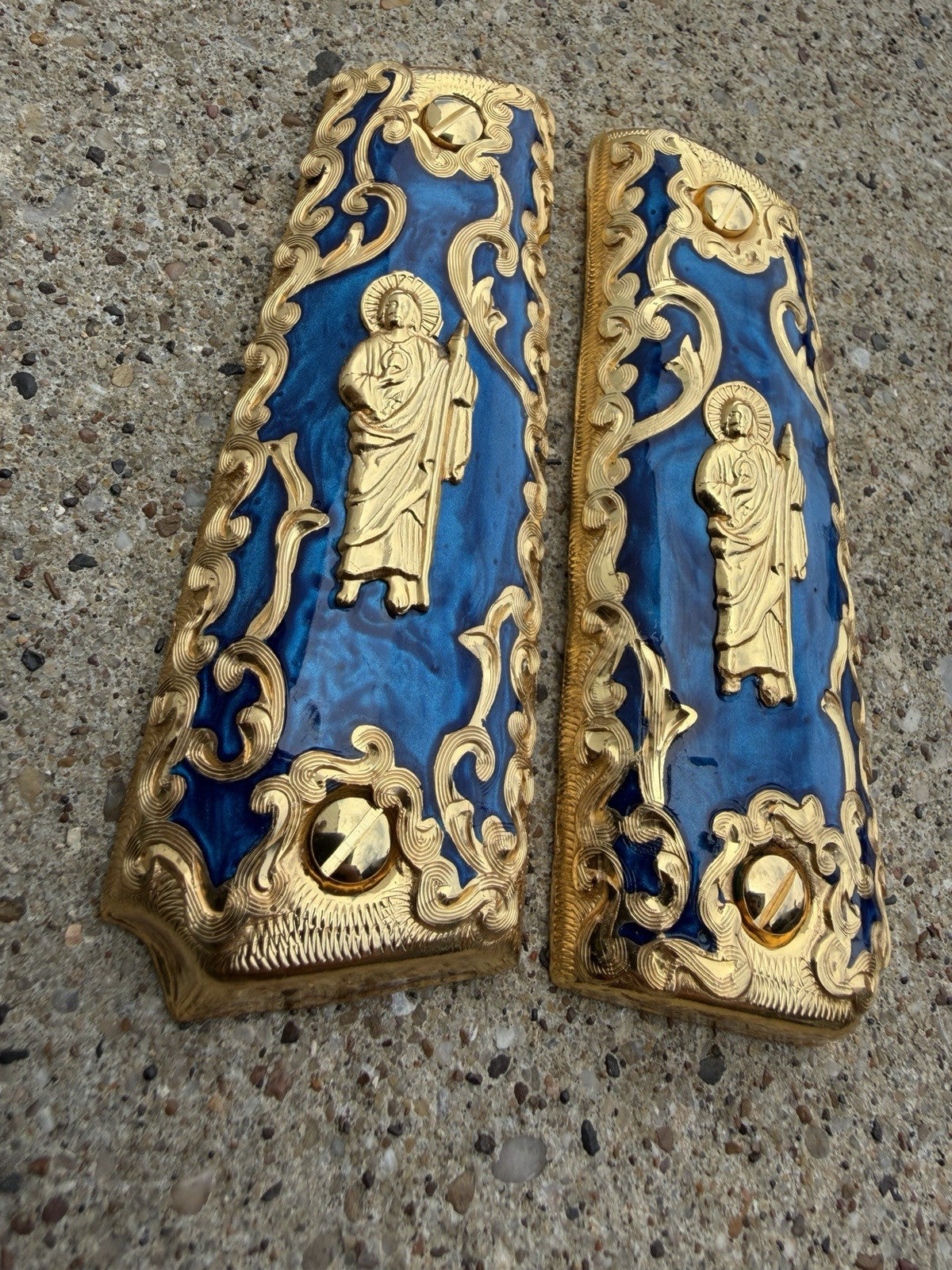 1911 45 38 Super Full Size San Judas Gold Gun Pistol Grip Cachas & 24K Screws