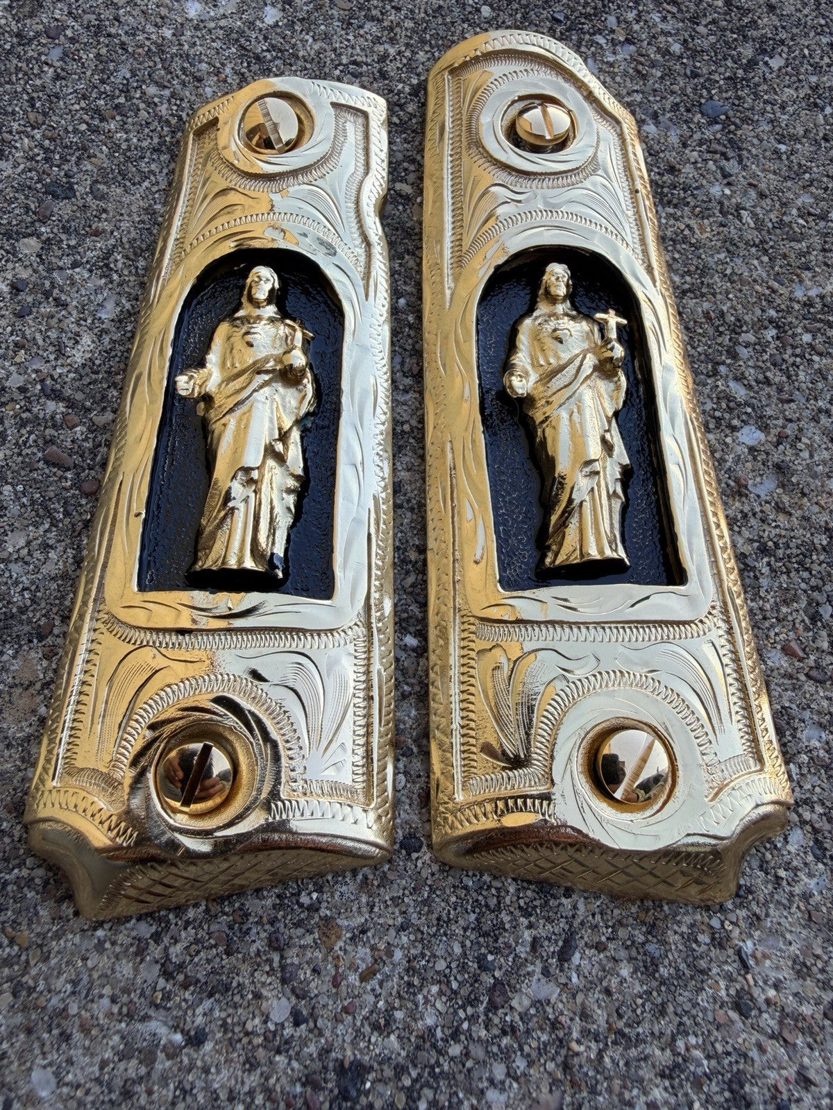 1911 45 38 Super Full Size Jesus Gold Gun Pistol Grip Cachas & 24K Screws