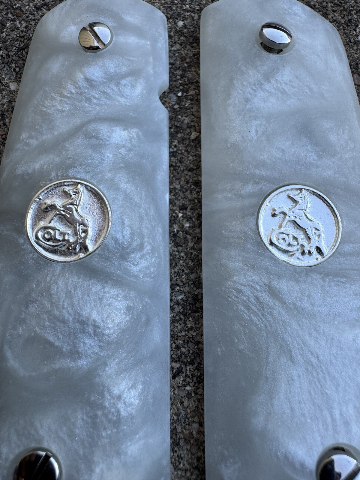 1911 45 38 Super Full Size Resin Silver Colt Coin Gun Pistol Grip Cachas