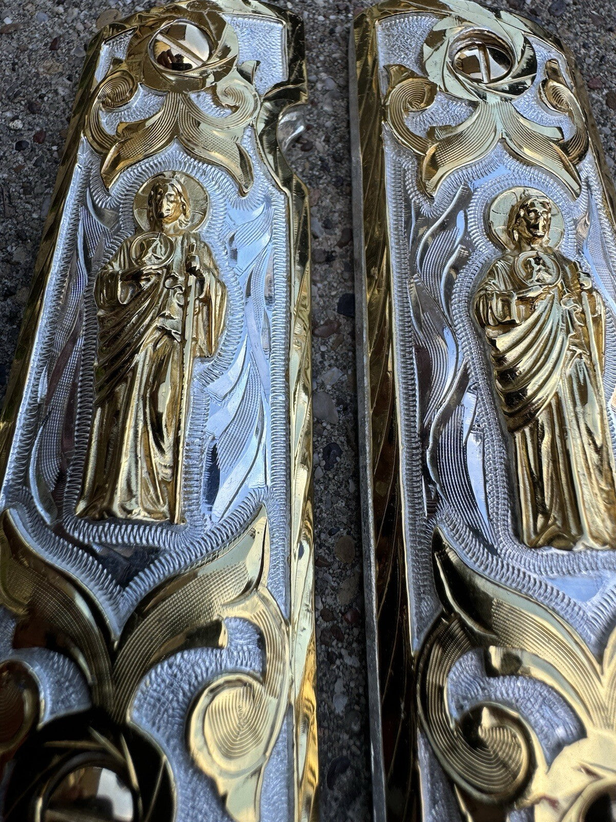 1911 45 38 Super Full Size San Judas Gold Gun Pistol Grip Cachas & 24K Screws