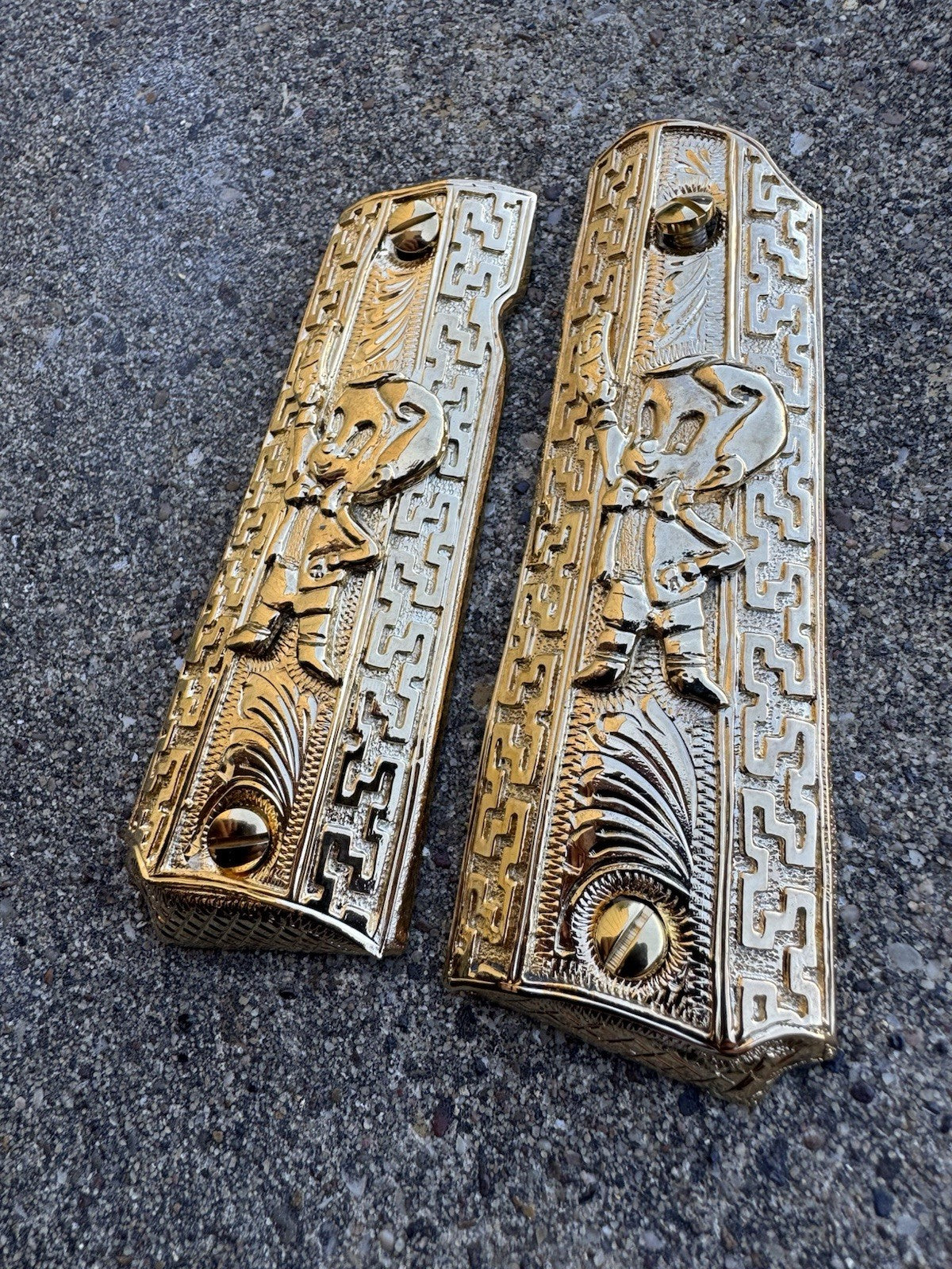 1911 45 38 Super Full Size Richie Rich Gold Gun Pistol Grip Cachas & 24K Screws