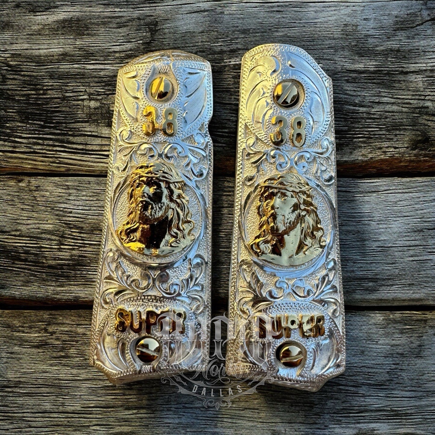 1911 45 38 Super Full Size Jesus Gold Gun Pistol Grip Cachas & 24K Screws