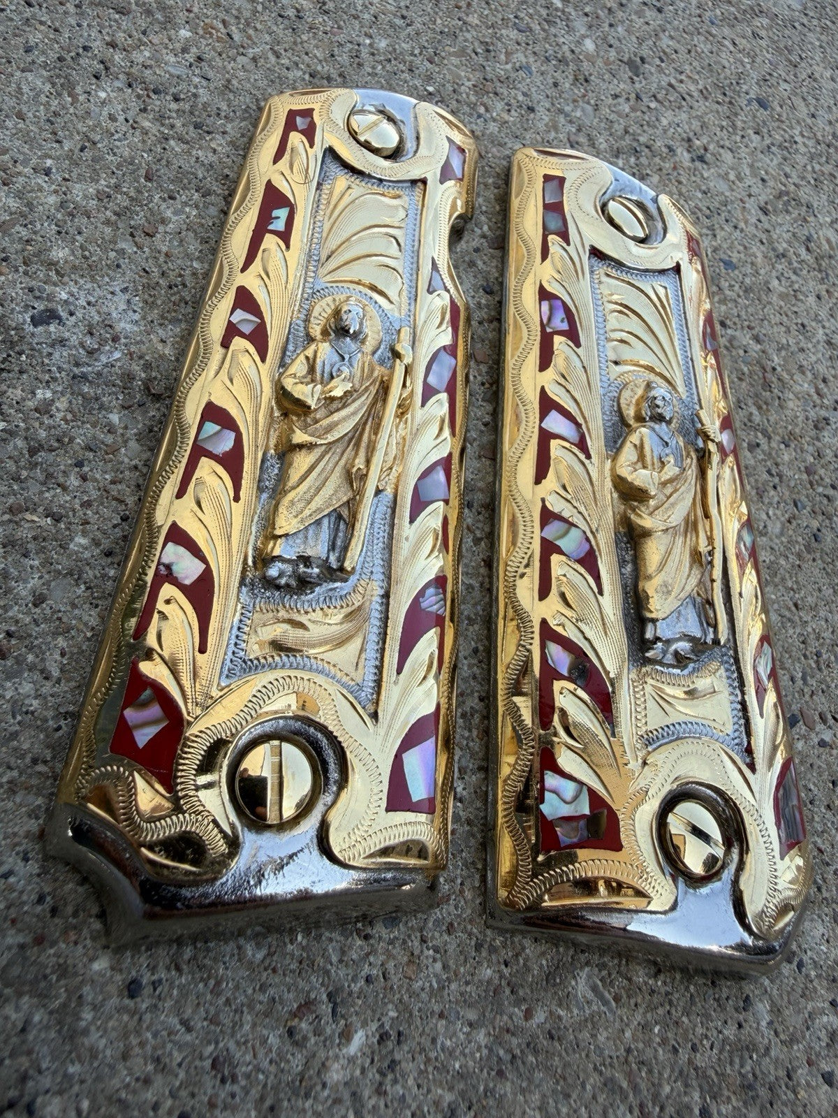 1911 45 38 Super Full Size San Judas Gold Gun Pistol Grip Cachas & 24K Screws