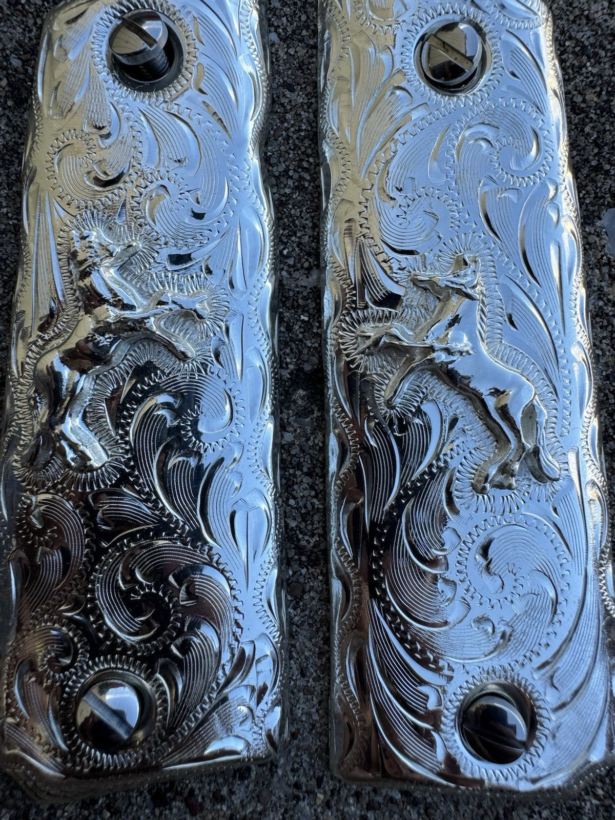 1911 45 38 Super Full Size Horse Gun Pistol Grip Cachas & Polished Screws