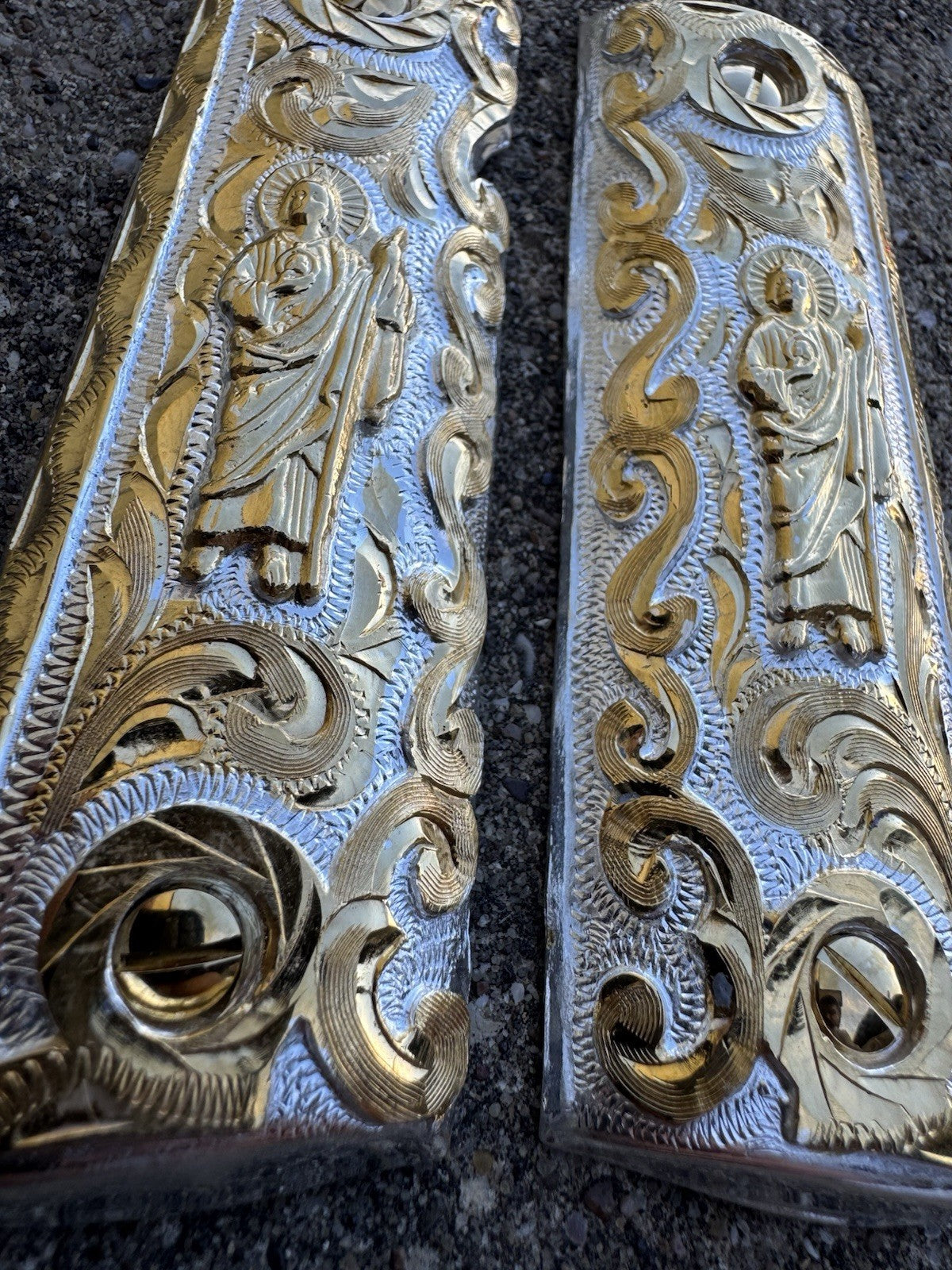 1911 45 38 Super Full Size San Judas Gold Gun Pistol Grip Cachas & 24K Screws