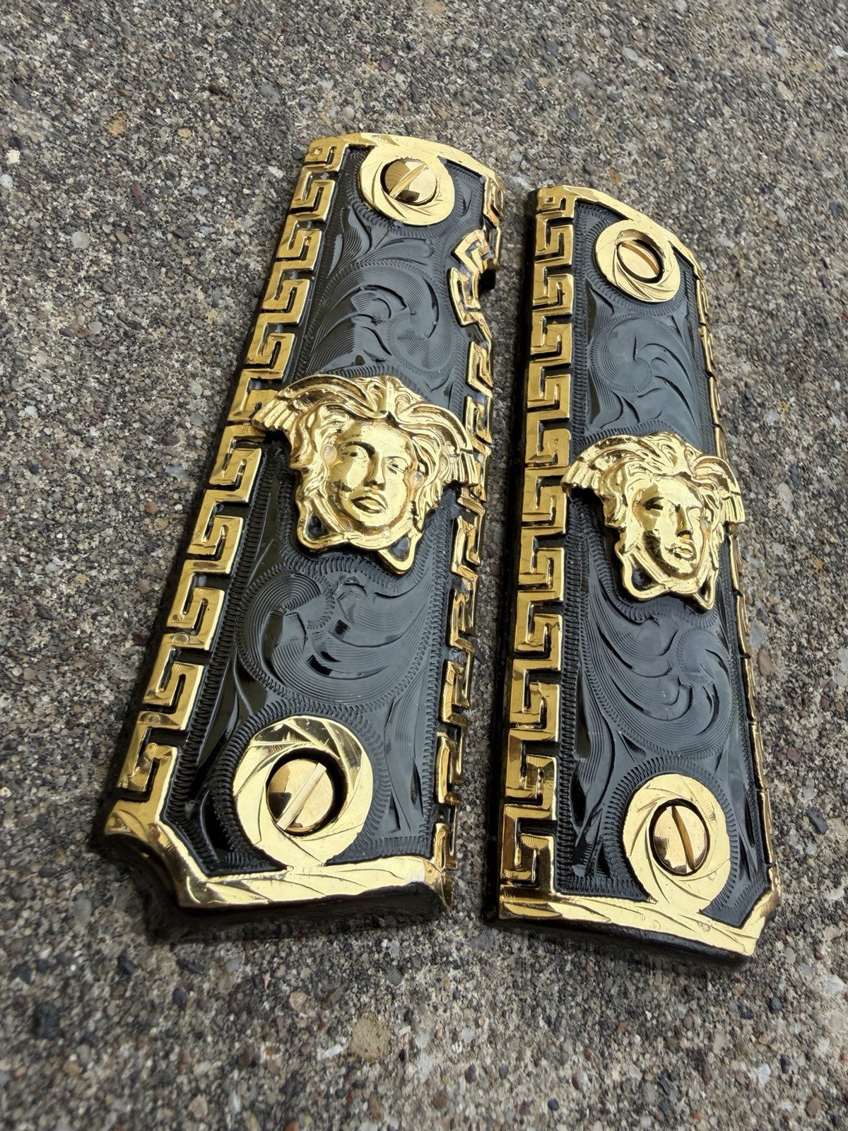 1911 45 38 Super Full Size Versace Gold Gun Pistol Grip Cachas & 24K Screws