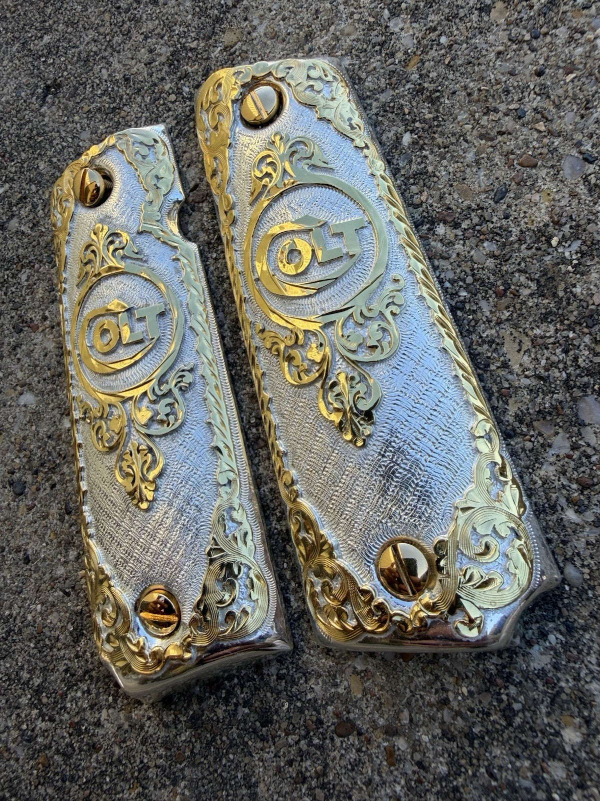 1911 45 38 Super Full Size Colt Gold Gun Pistol Grip Cachas & 24K Screws