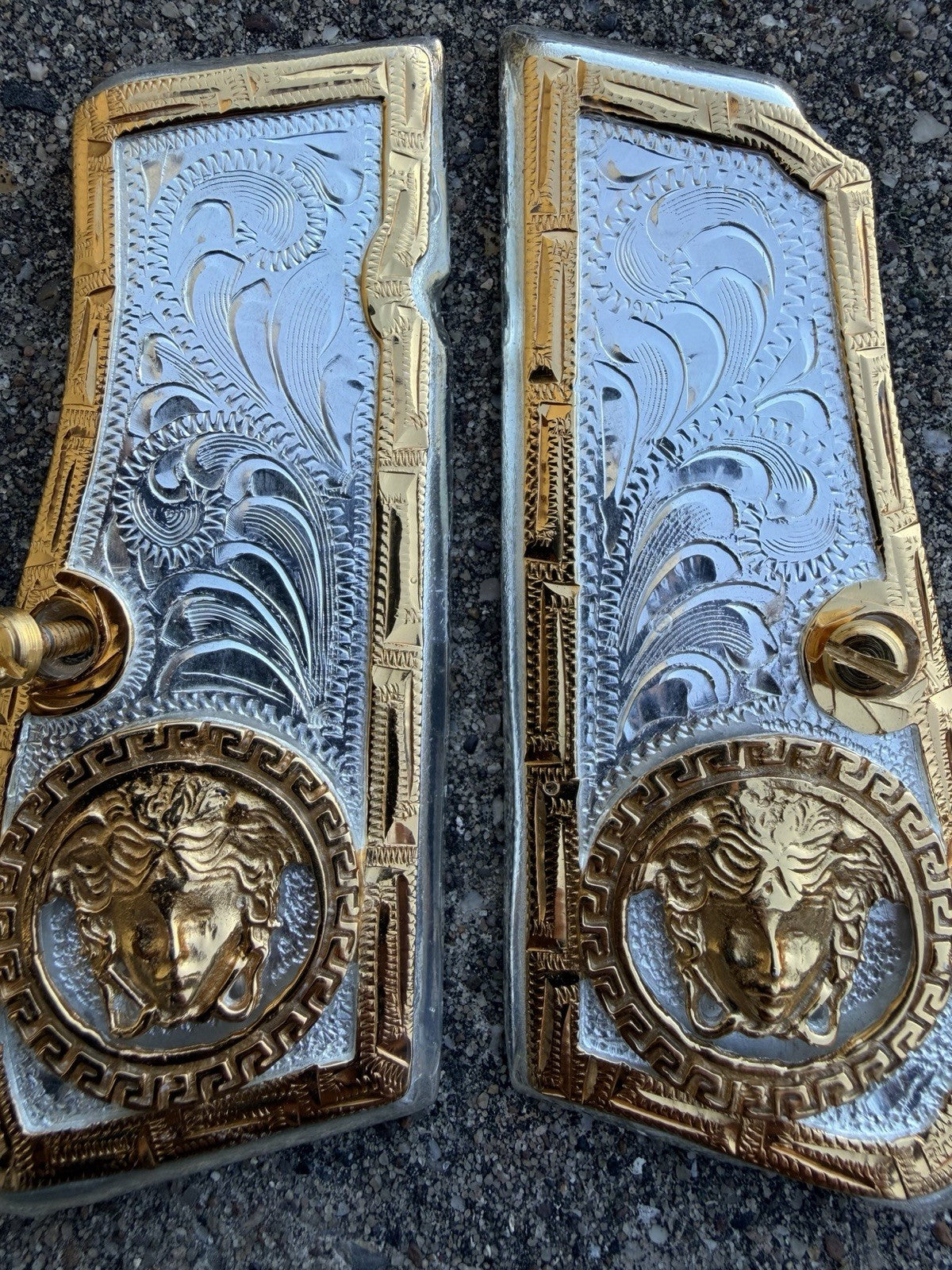 Browning Hi-Power 9mm Versace Gold Gun Pistol Grip Cachas & 2 24K Screws