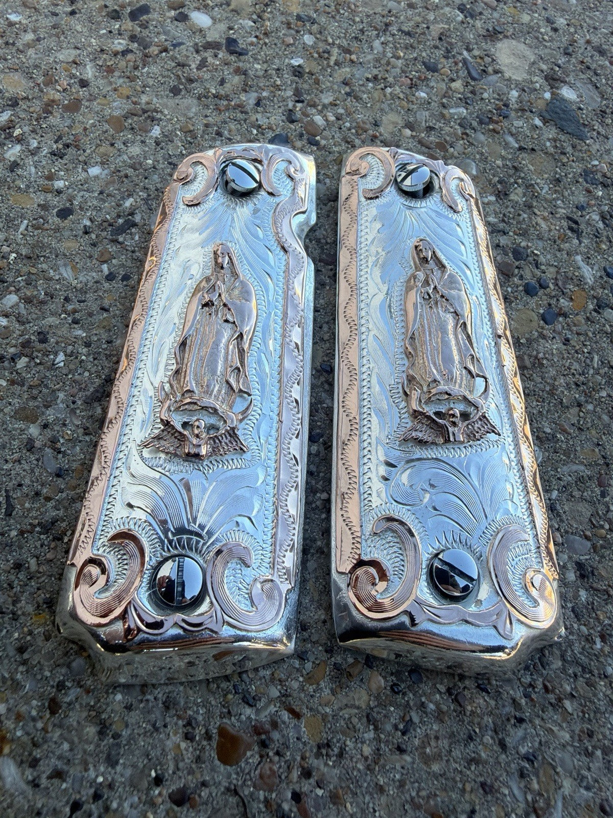1911 45 38 Super Full Size Virgen De Guadalupe Rose Gold Grip Cachas & Screws