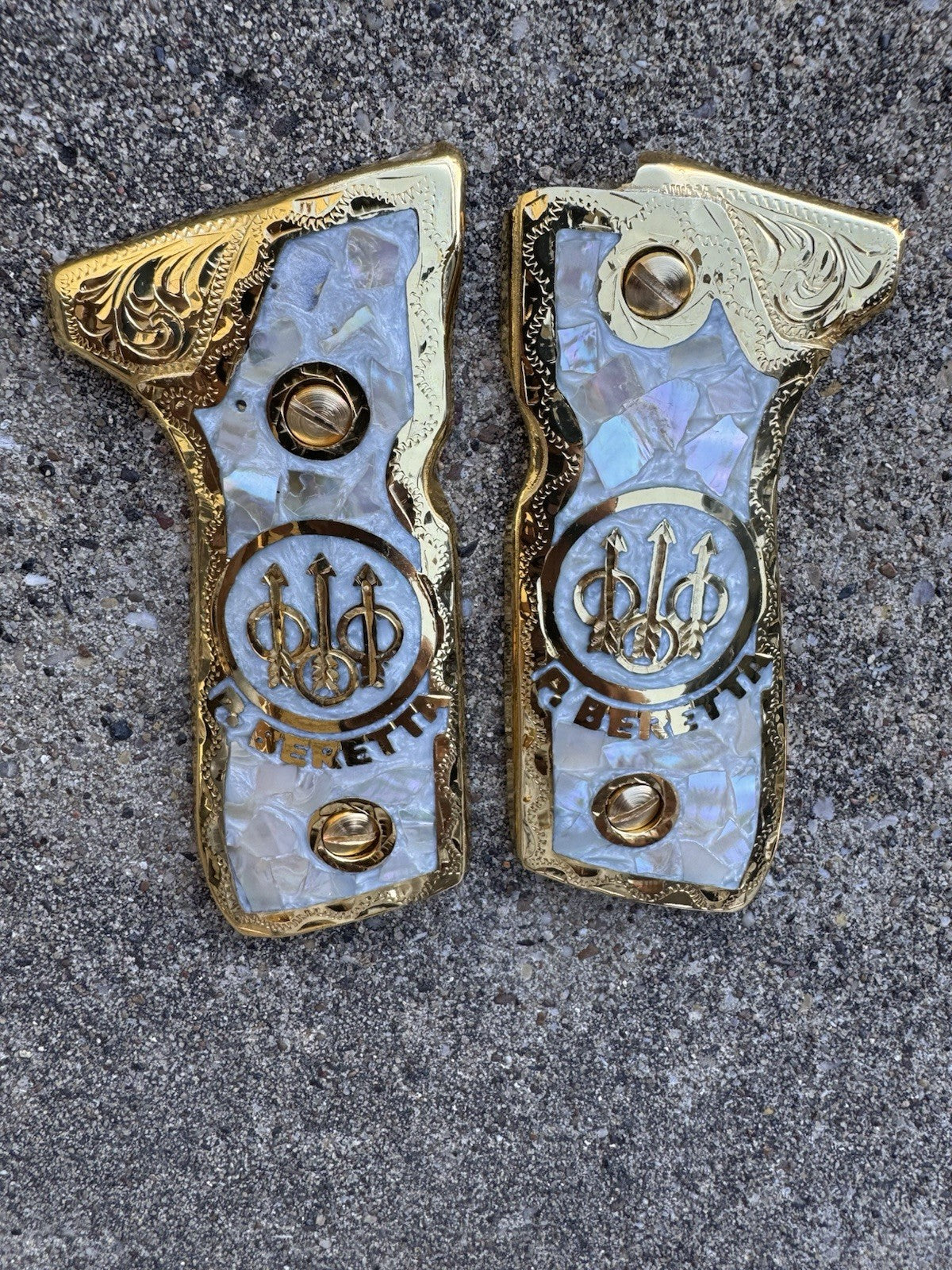 Beretta 92FS Cachas Gold Plated Pistol Custom Grips & Gold Screws