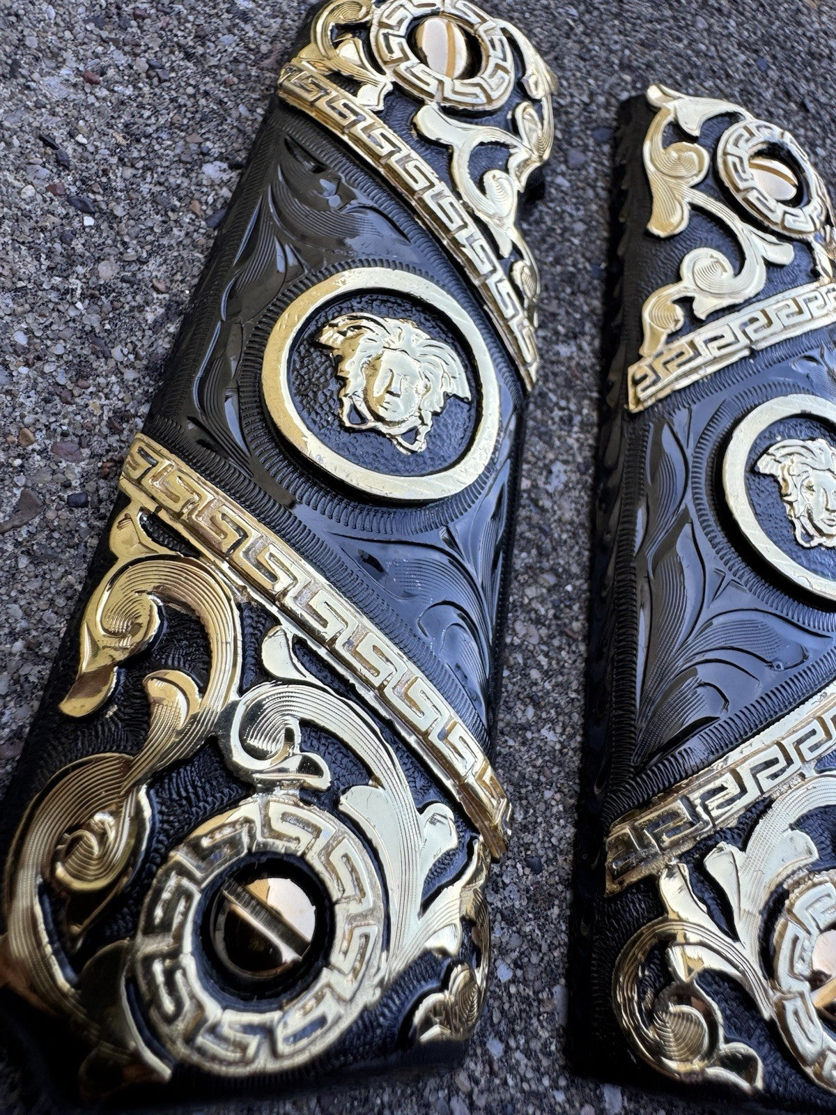 1911 45 38 Super Full Size Versace Gold Gun Pistol Grip Cachas & 24K Screws