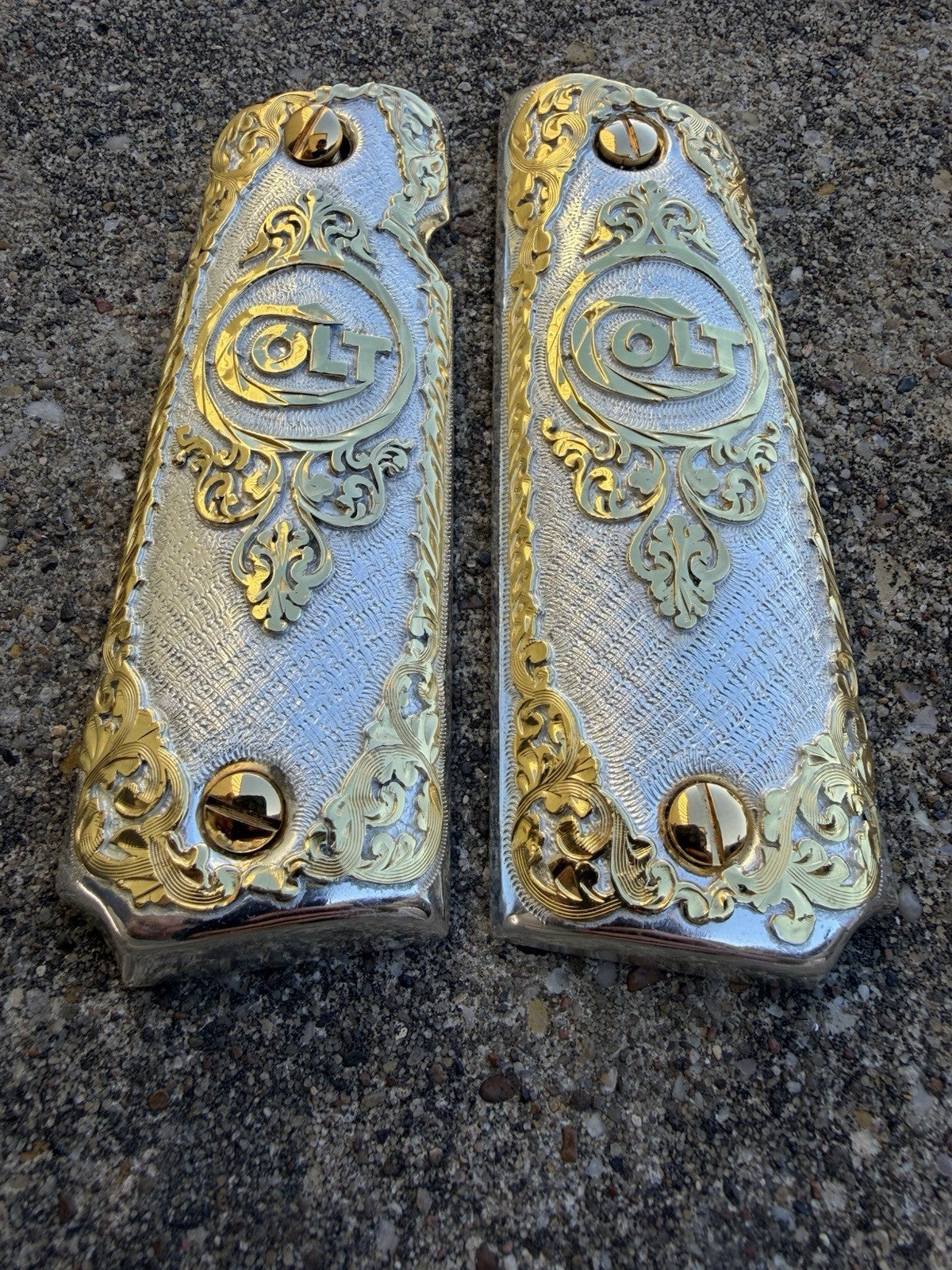 1911 45 38 Super Full Size Colt Gold Gun Pistol Grip Cachas & 24K Screws