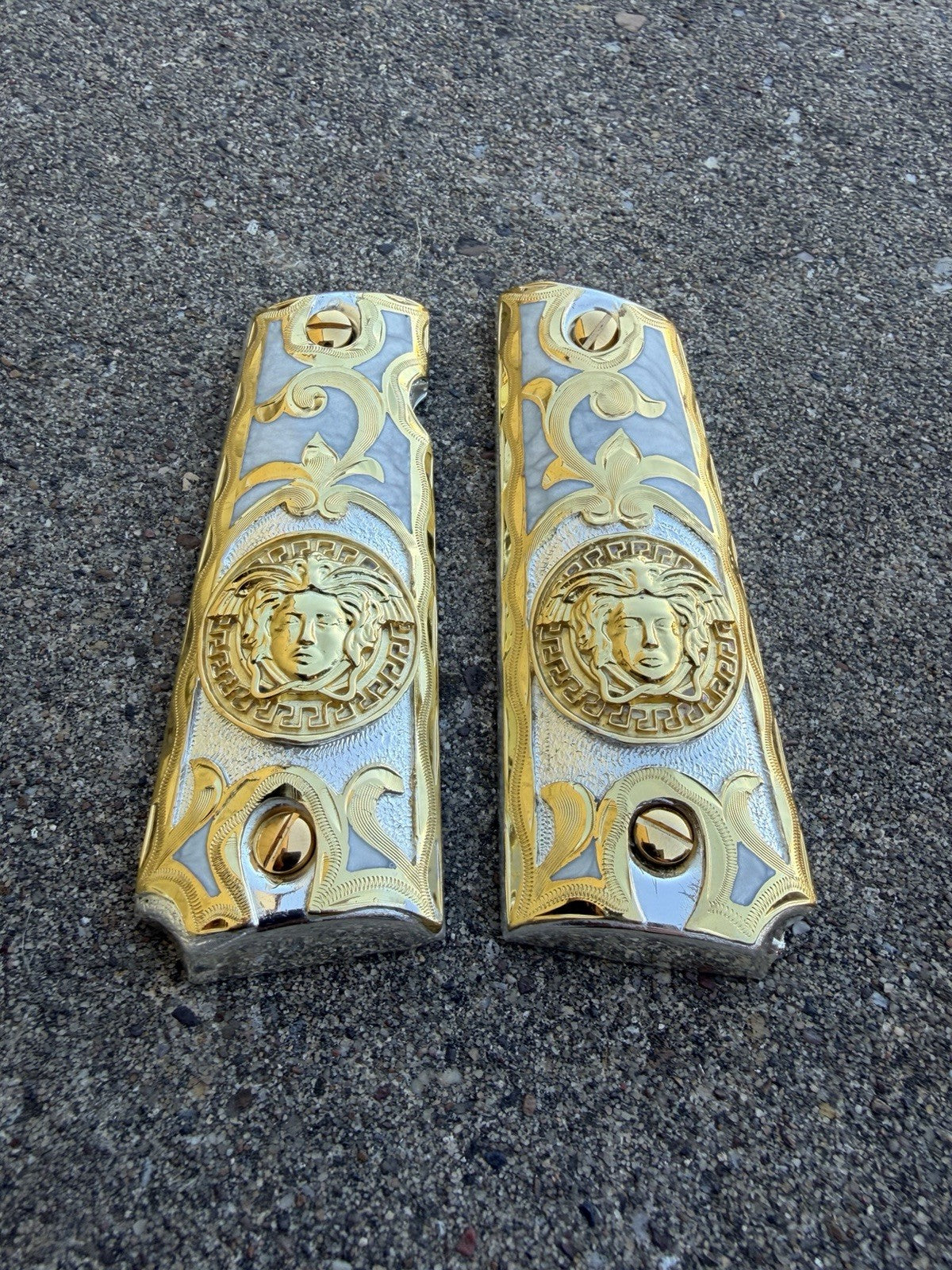 1911 45 38 Super Full Size Versace Gold Gun Pistol Grip Cachas & 24K Screws