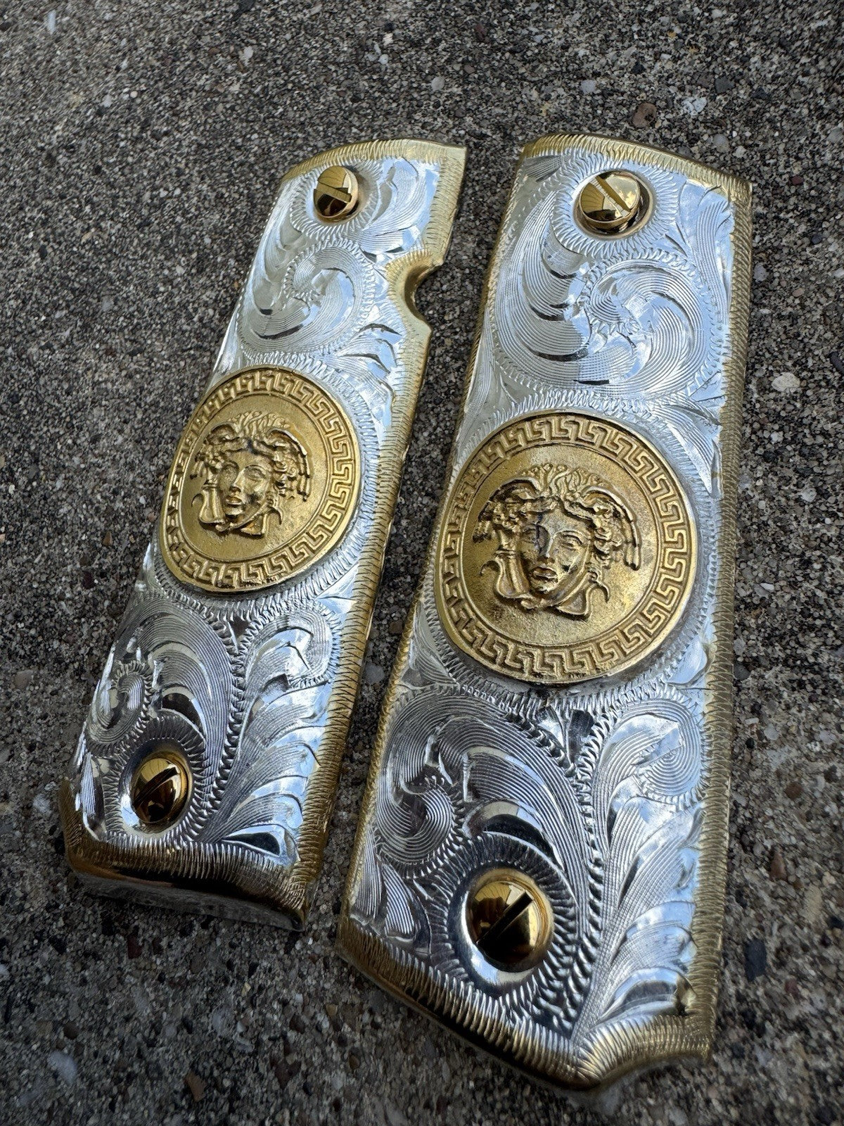 1911 45 38 Super Full Size Versace Gold Gun Pistol Grip Cachas & 24K Screws