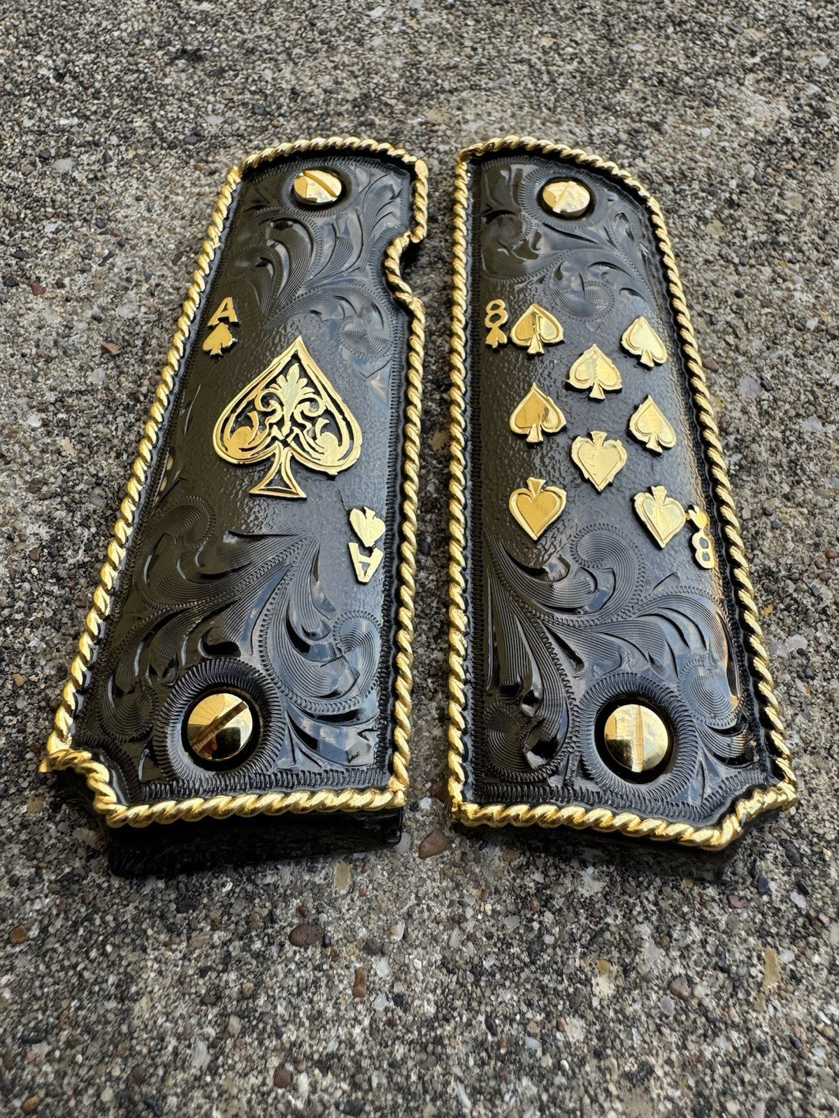 1911 45 38 Super Full Size Ace Deck Of Cards Gold Gun Grip Cachas & 24K Screws
