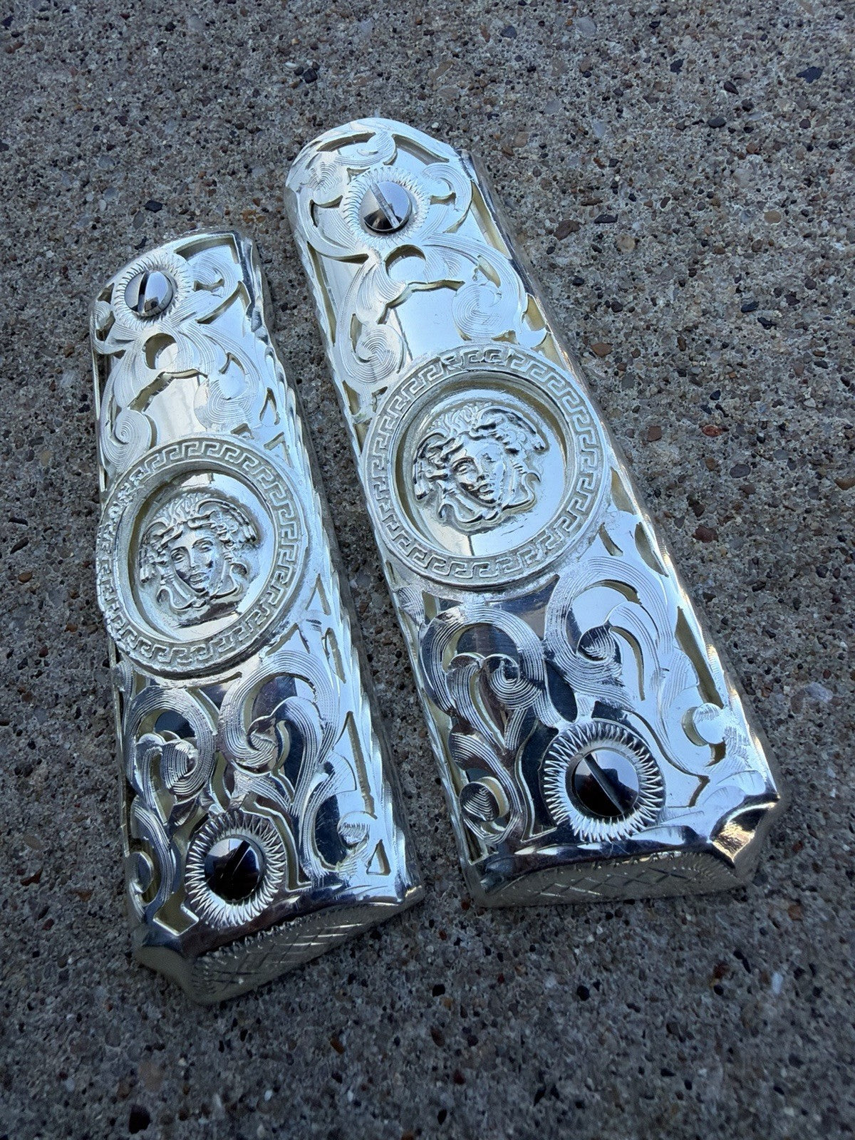 1911 45 38 Super Full Size Versace Gun Pistol Grip Cachas & Polished Screws
