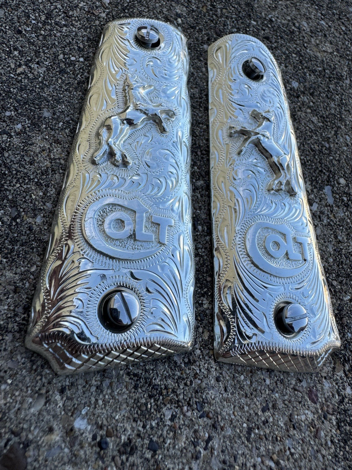 1911 45 38 Super Full Size Colt Horse Gun Pistol Grip Cachas & Polished Screws