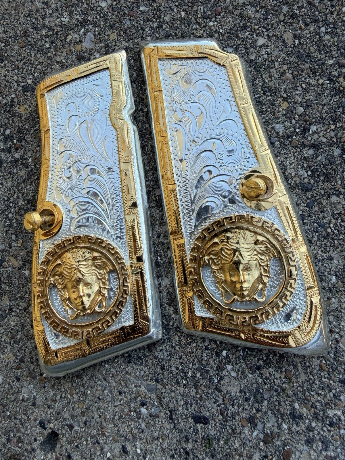 Browning Hi-Power 9mm Versace Gold Gun Pistol Grip Cachas & 2 24K Screws