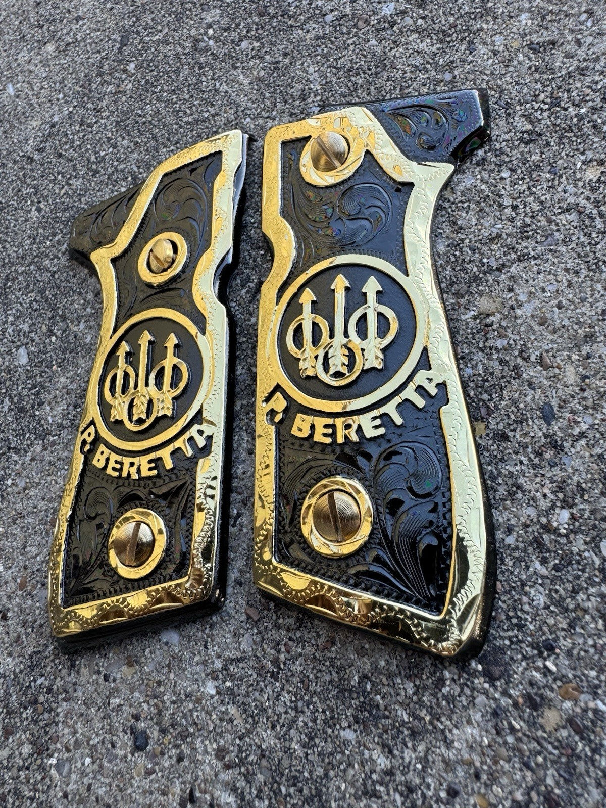 Beretta 92FS Cachas Gold Plated Pistol Custom Grips & Gold Screws