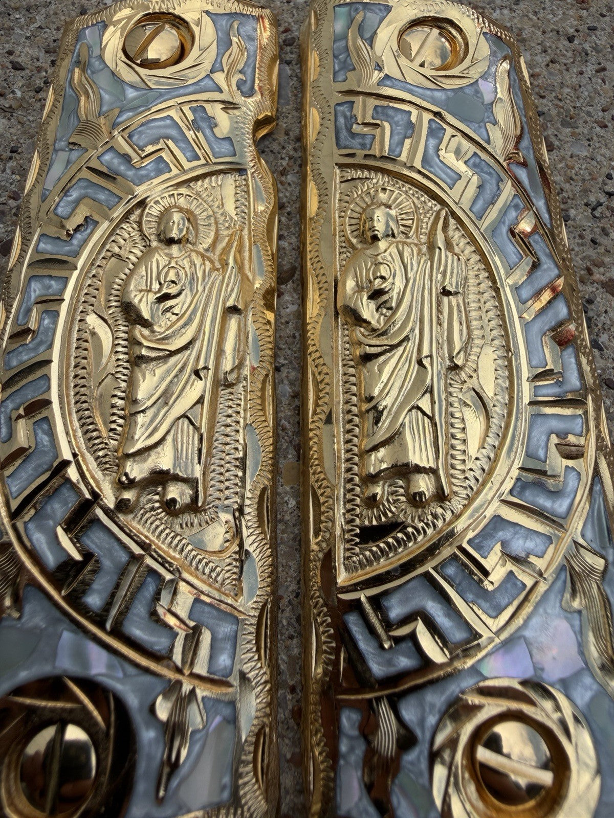 1911 45 38 Super Full Size San Judas Gold Gun Pistol Grip Cachas & 24K Screws