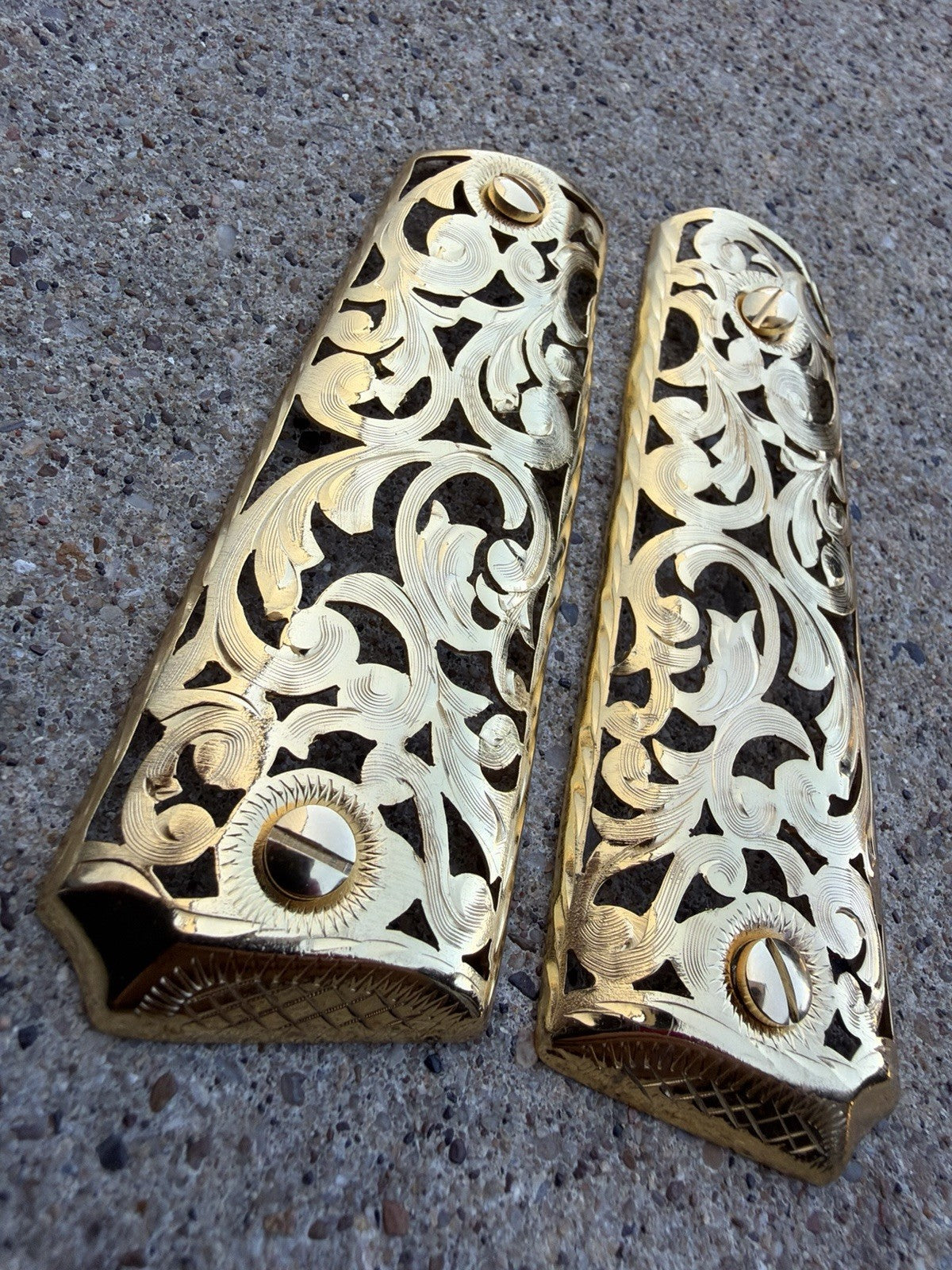 1911 45 38 Super Full Size Gold Gun Pistol Grip Cachas Chapeado & 24K Screws