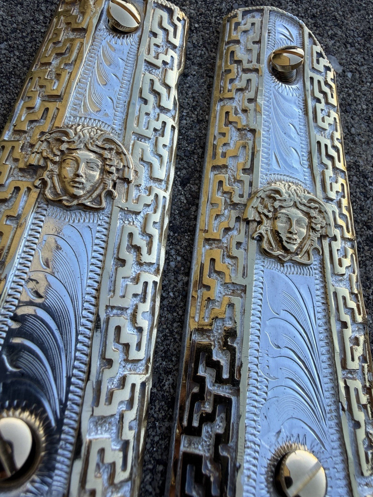 1911 45 38 Super Full Size Versace Gold Gun Pistol Grip Cachas & 24K Screws