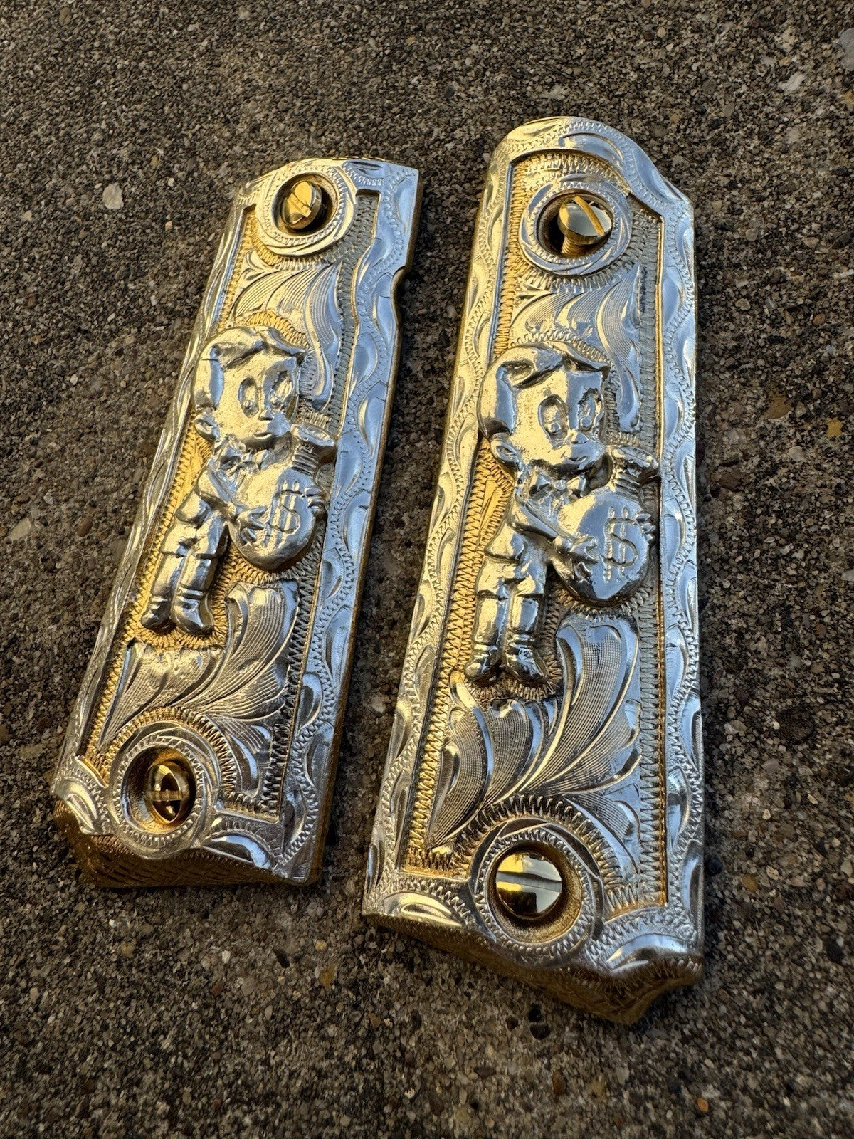 1911 45 38 Super Full Size Richie Rich Gold Gun Pistol Grip Cachas & 24K Screws