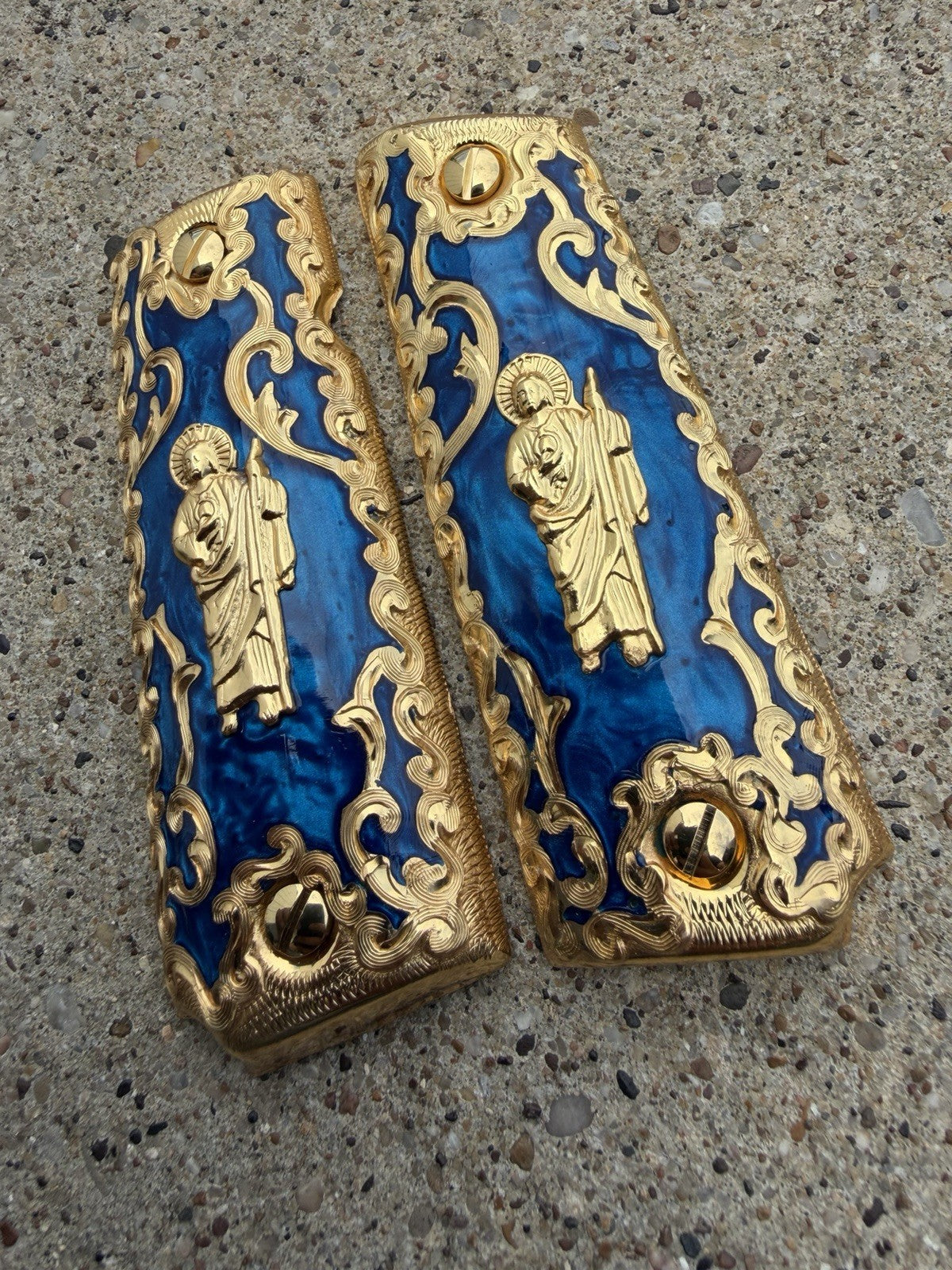 1911 45 38 Super Full Size San Judas Gold Gun Pistol Grip Cachas & 24K Screws