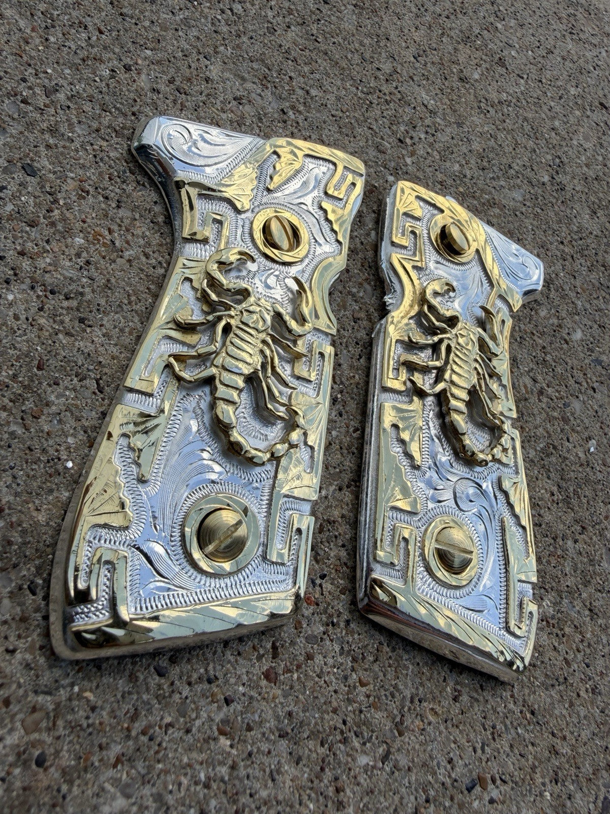 Beretta 92FS Cachas Scorpion Gold Plated Pistol Custom Grips & Gold Screws