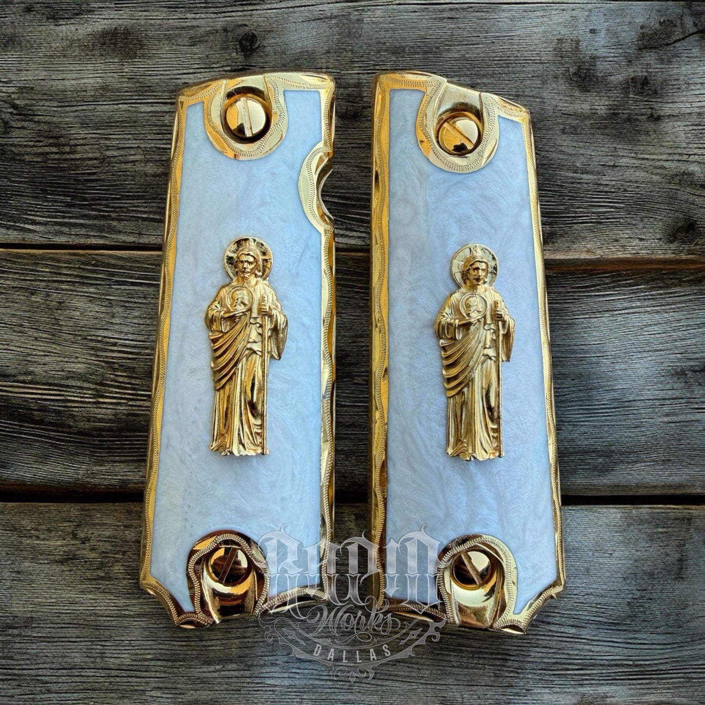 1911 45 38 Super Full Size San Judas Gold Gun Pistol Grip Cachas & 24K Screws