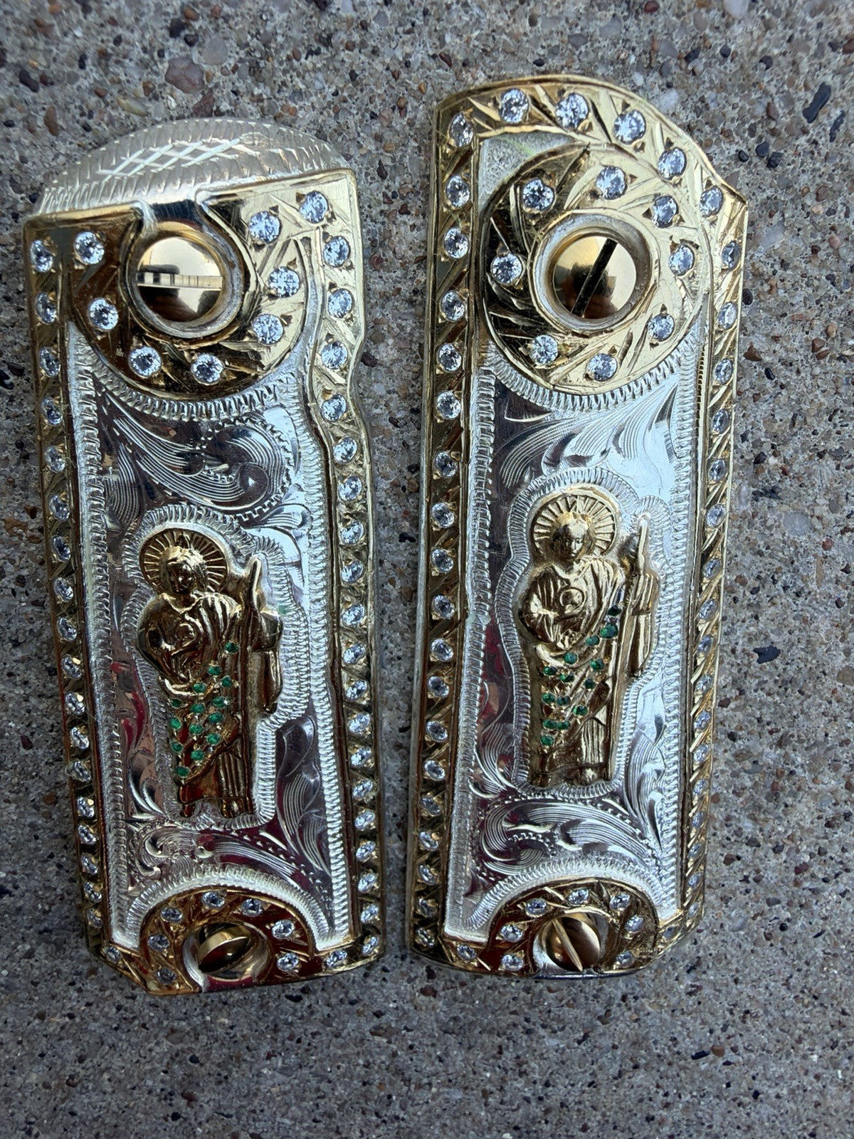 1911 ZIRCONIAS 45 38 SUPER COLT SAN JUDAS GOLD GUN PISTOL GRIP CACHAS & 24KSCREW