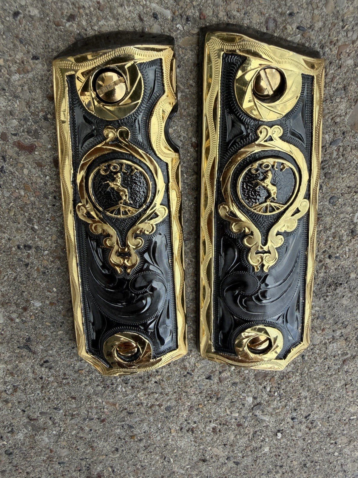 1911 45 38 Super Full Size Horse Gold Gun Pistol Grip Cachas & 24K Screws