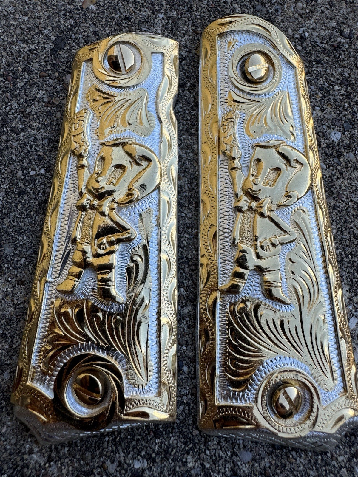 1911 45 38 Super Full Size Richie Rich Gold Gun Pistol Grip Cachas & 24K Screws