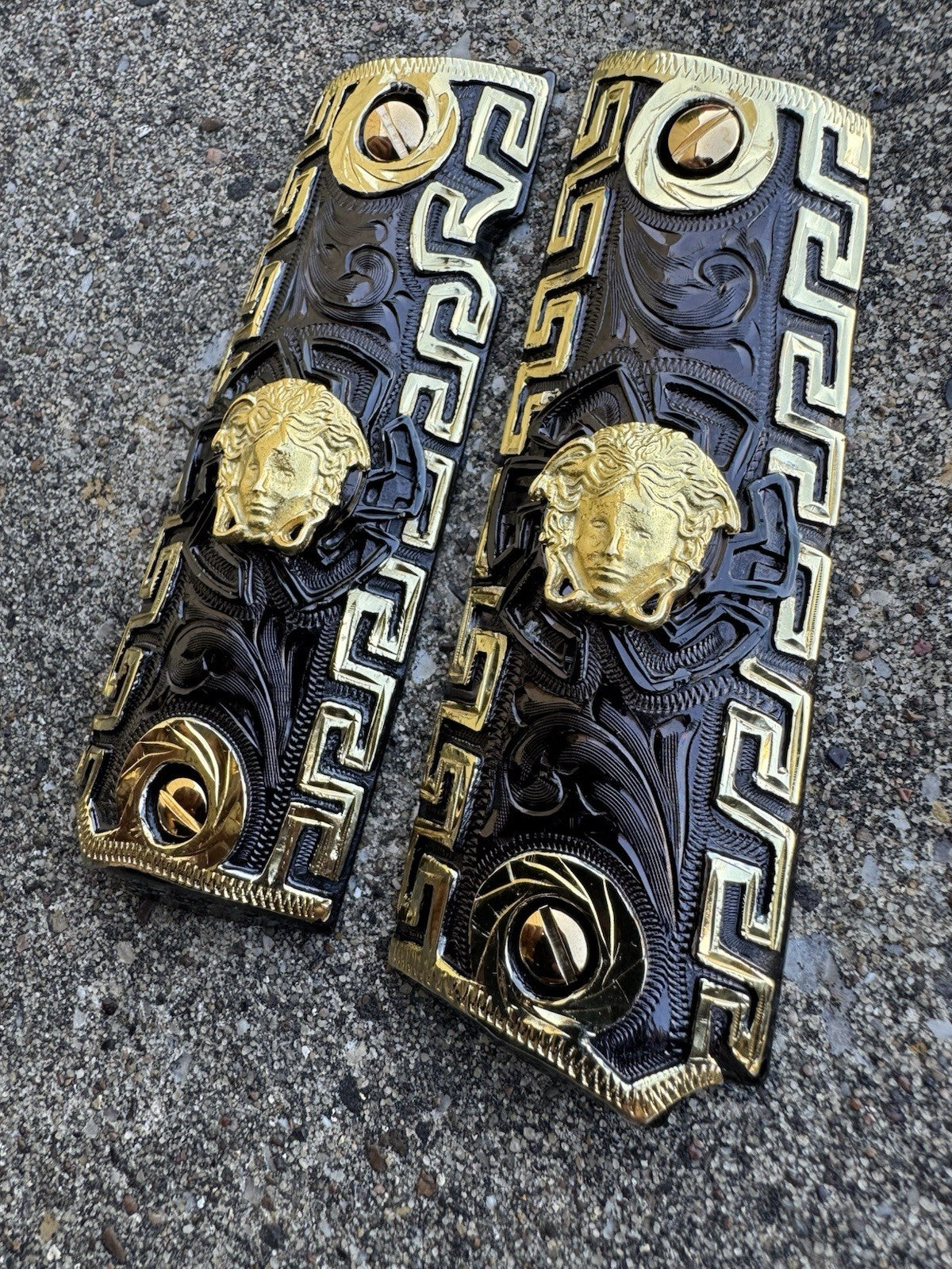 1911 45 38 Super Full Size Versace Gold Gun Pistol Grip Cachas & 24K Screws