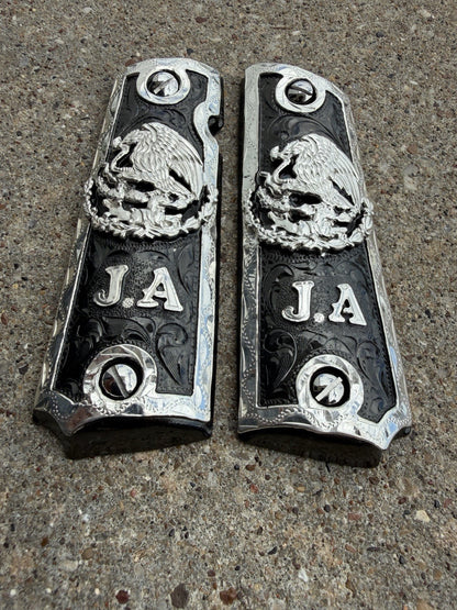 1911 45 38 Super Full Size Mexican Eagle "J.A" Gun Pistol Grip Cachas & Screws