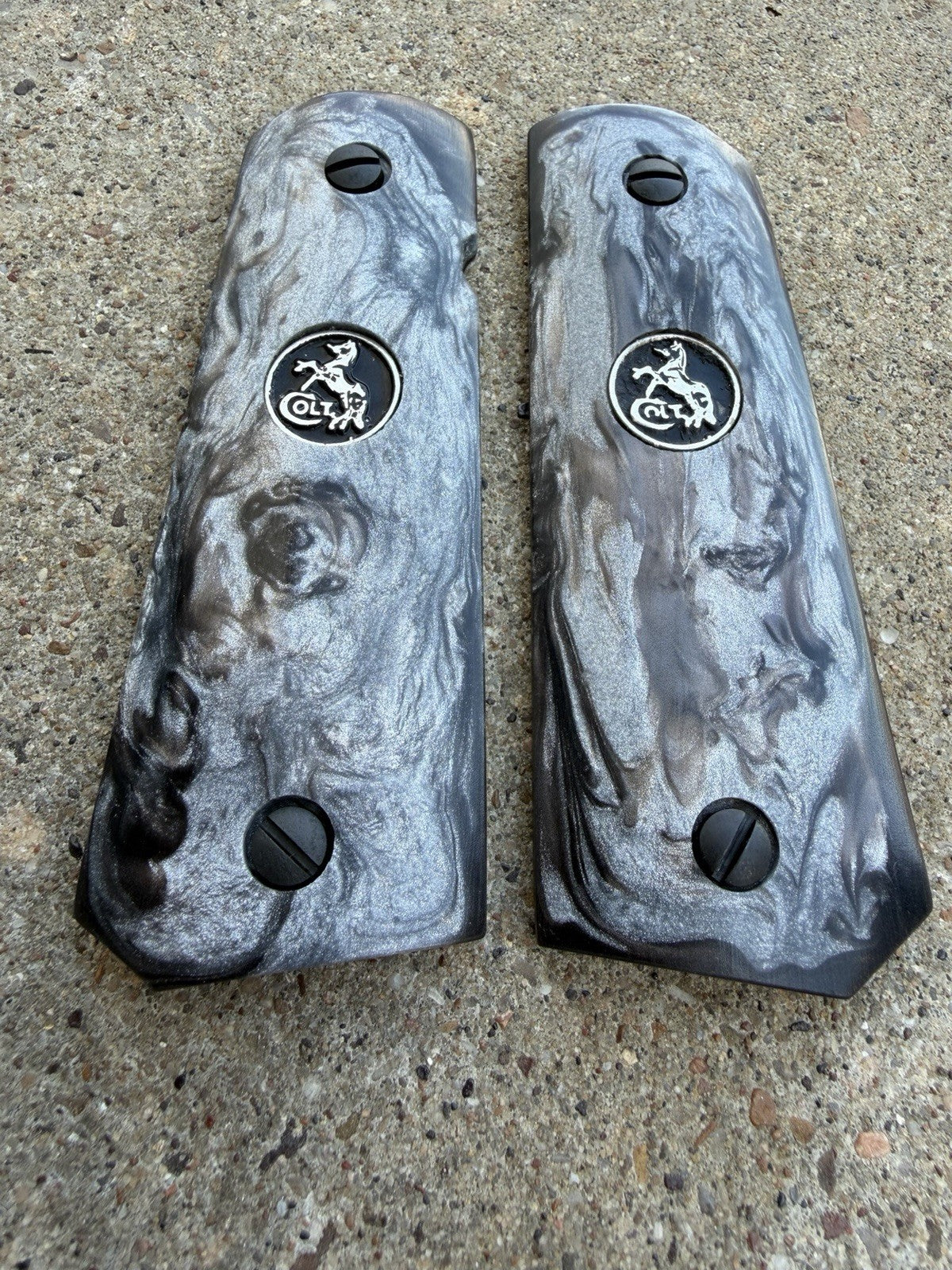 1911 45 38 Super Full Size Grey Resin Gun Pistol Grip Cachas & Screws