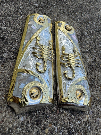 1911 45 38 Super Full Size Scorpion Gold Gun Pistol Grip Cachas & 24K Screws
