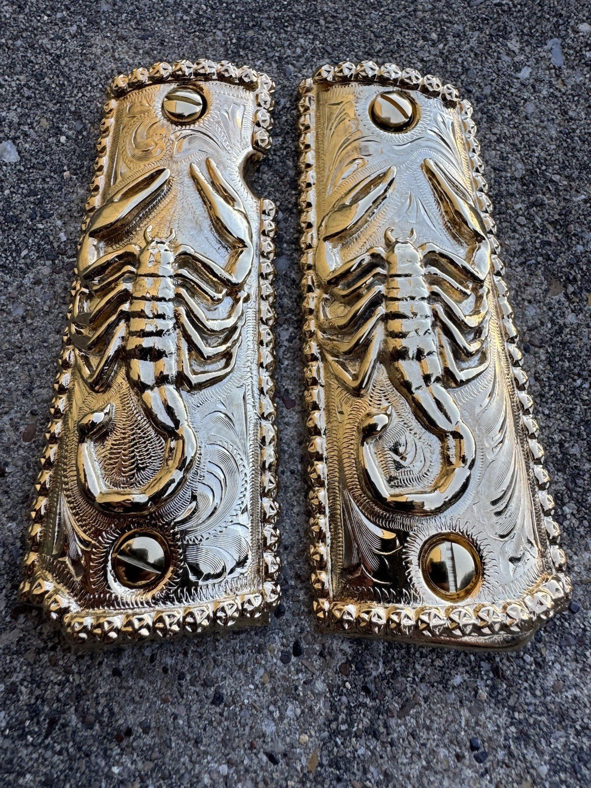 1911 45 38 Super Full Size Scorpion Gold Gun Pistol Grip Cachas & 24K Screws