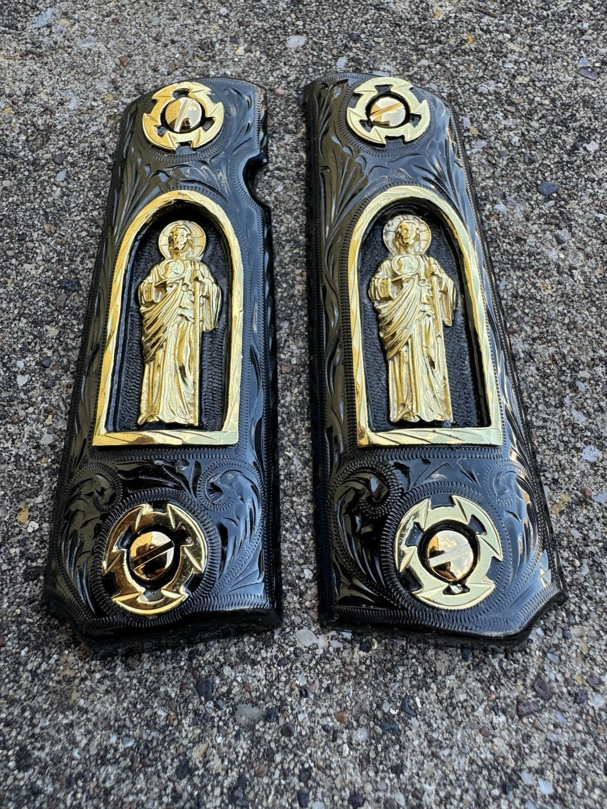 1911 45 38 Super Full Size San Judas Gold Gun Pistol Grip Cachas & 24K Screws