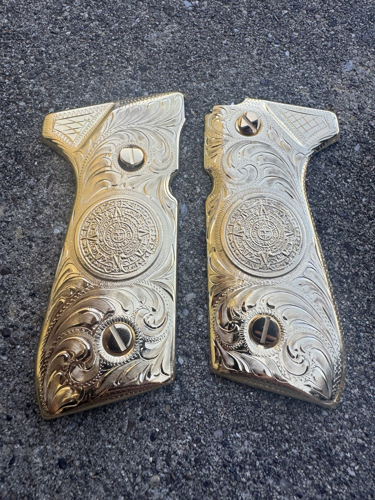 Beretta 92FS Cachas Scorpion Gold Plated Pistol Custom Grips & Gold Screws