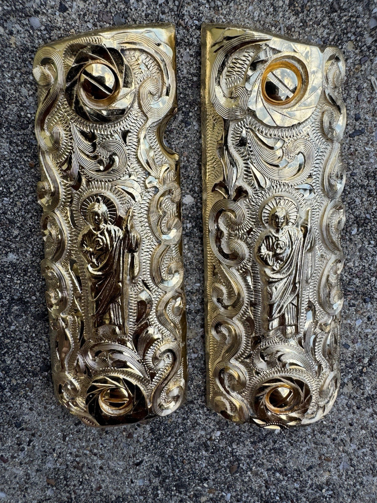 1911 45 38 Super Full Size San Judas Gold Gun Pistol Grip Cachas & 24K Screws