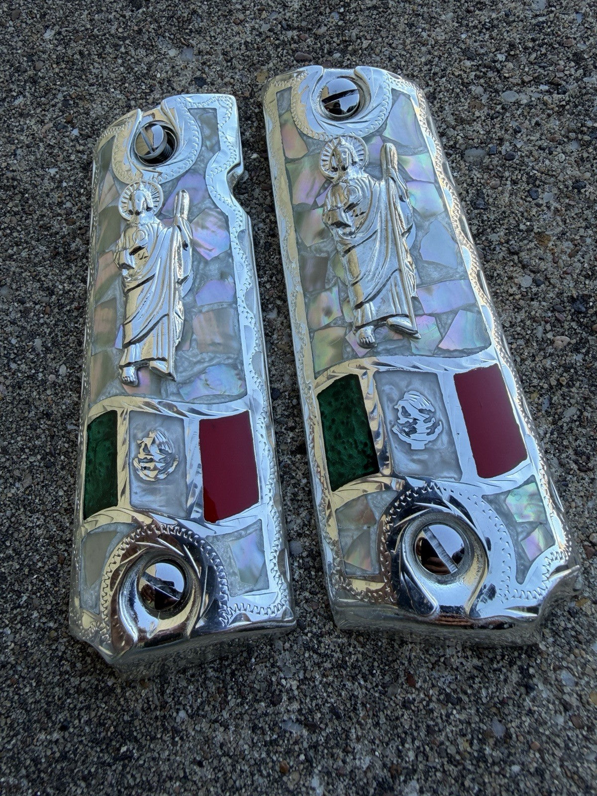 1911 45 38 Super Full Size San Judas Gun Pistol Grip Cachas & Polished Screws