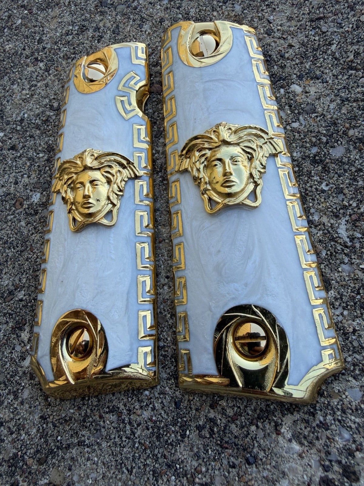 1911 45 38 Super Full Size Versace Gold Gun Pistol Grip Cachas & 24K Screws