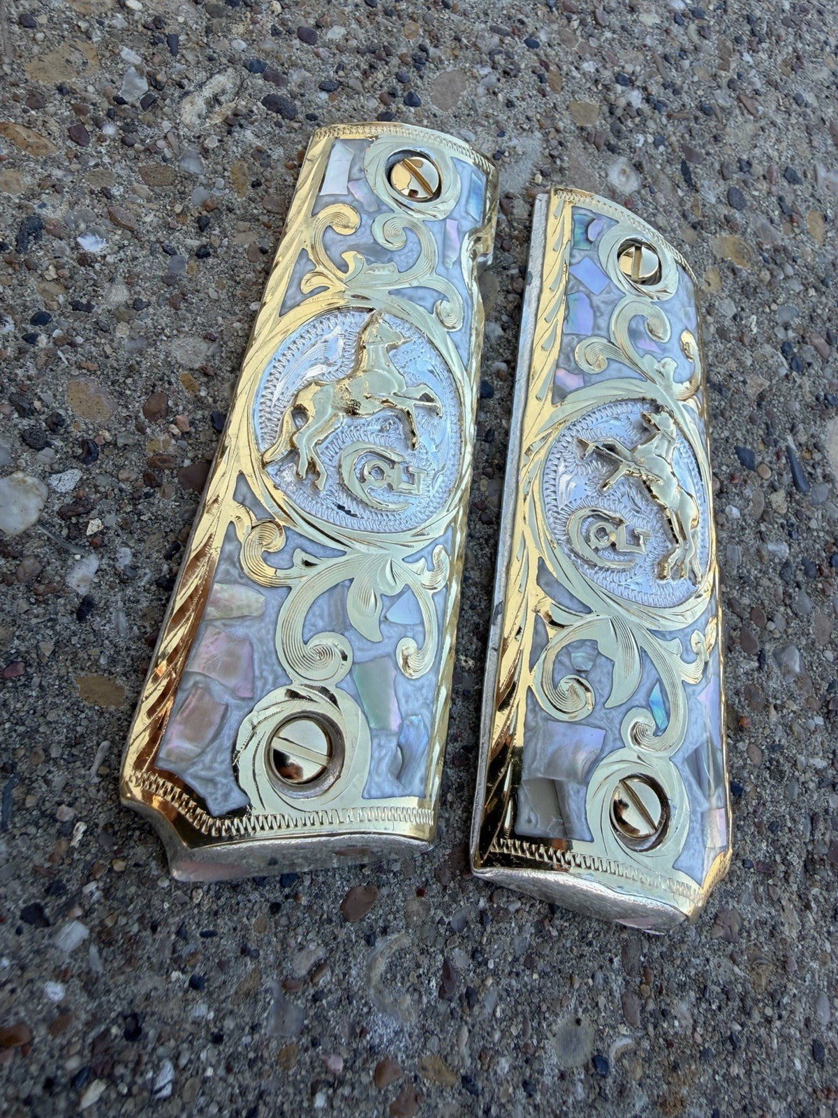 1911 45 38 Super Full Size Horse Gold Gun Pistol Grip Cachas & 24K Screws