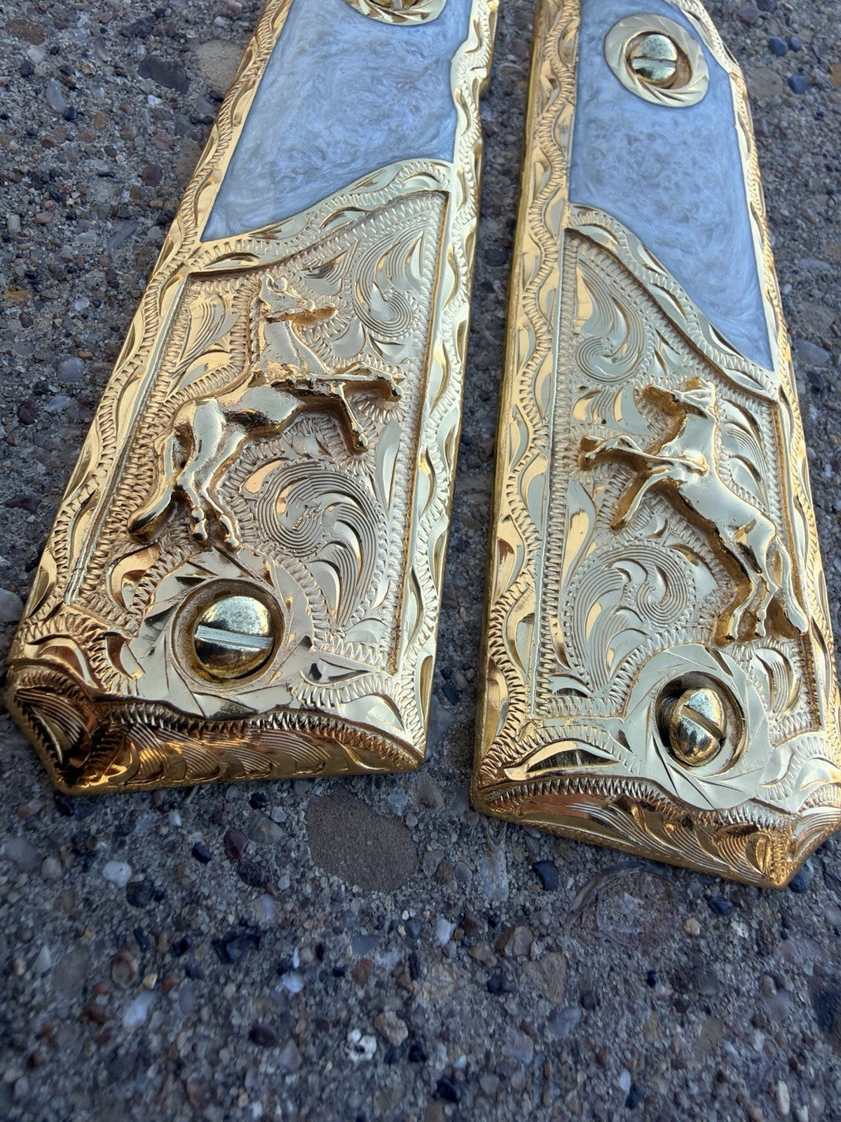 1911 45 38 Super Full Size Horse Gold Gun Pistol Grip Cachas  & 24K Screws