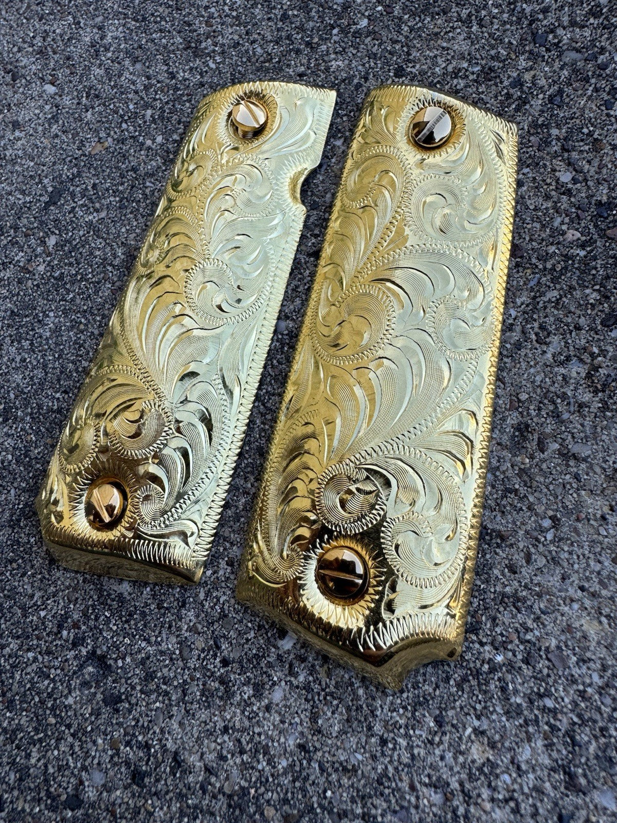 1911 45 38 Super Full Size Gold Gun Pistol Grip Cachas Chapeado & 24K Screws