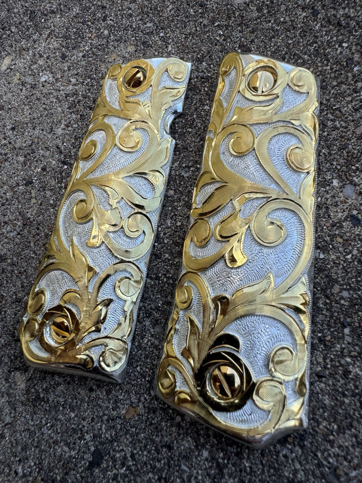 1911 45 38 Super Full Size Gold Gun Pistol Grip Cachas Chapeado & 24K Screws