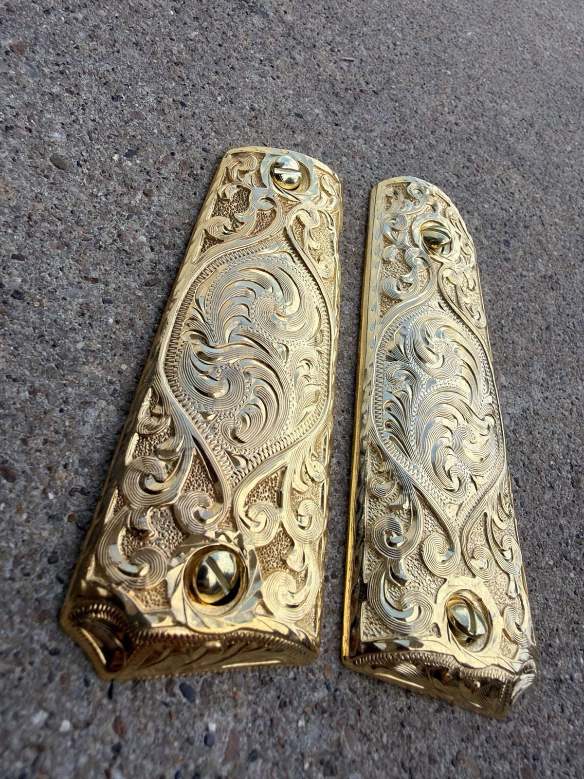 1911 45 38 Super Full Size Gold Gun Pistol Grip Cachas Chapeado & 24K Screws