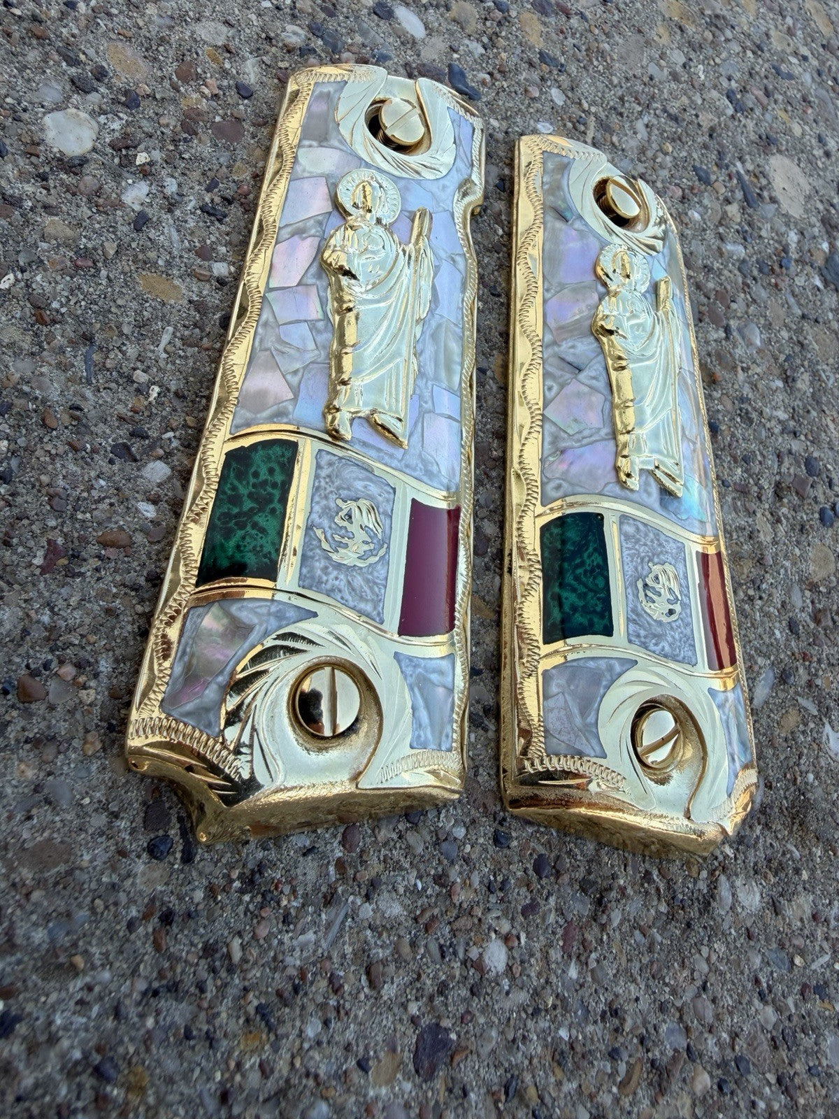 1911 45 38 Super Full Size San Judas Gold Gun Pistol Grip Cachas & 24K Screws